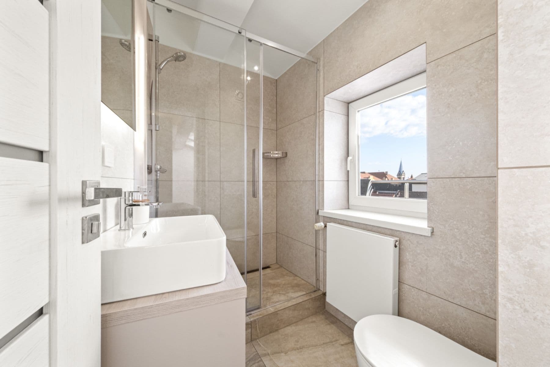 Prenájom bytu 3-izbový 144 m², Osvoboz. pol. vězňů, Kladno, Středočeský kraj Prenájom bytu 3-izbový 144 m², Osvoboz. pol. vězňů, Kladno, Středočeský kraj