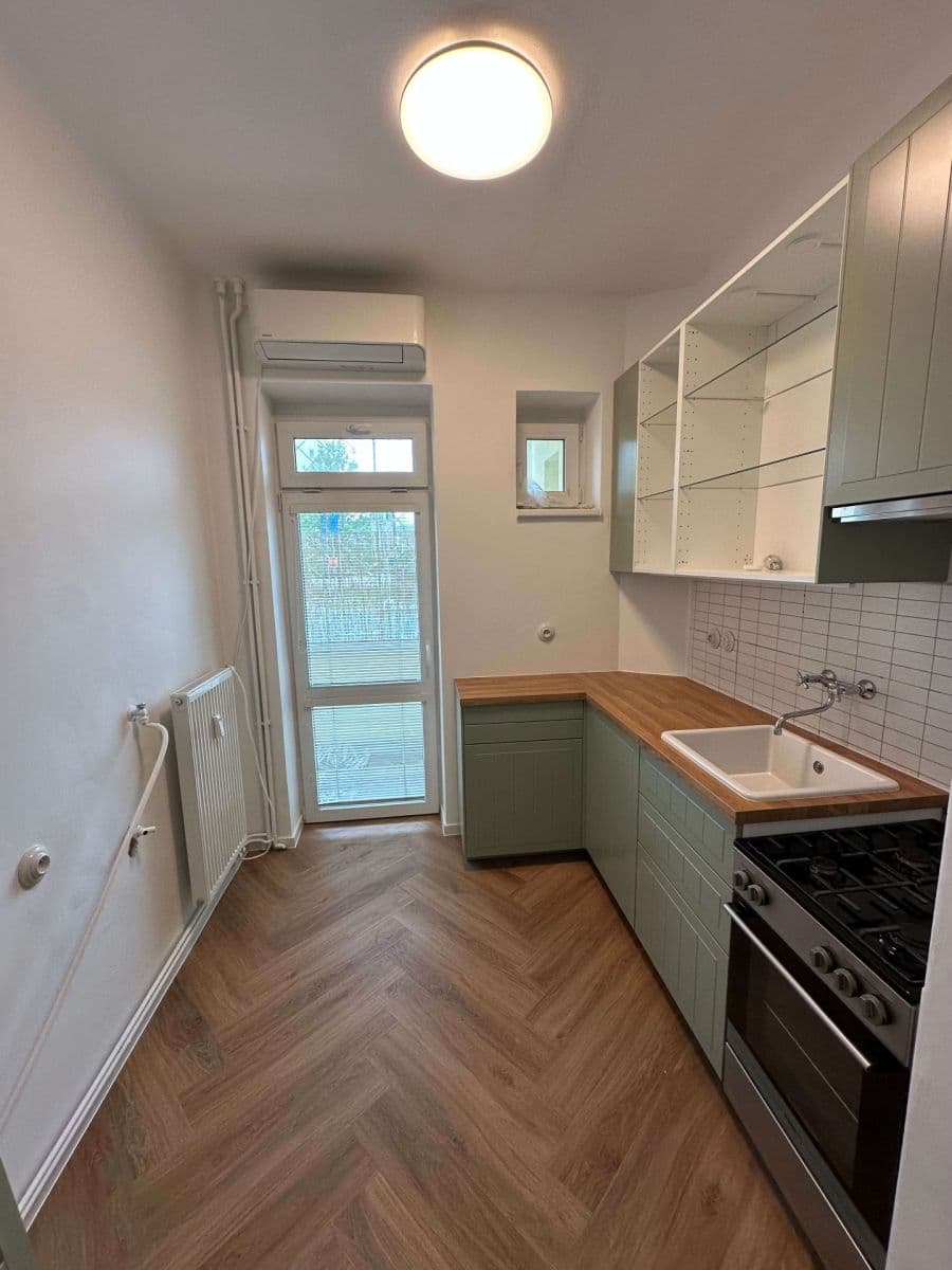 Prenájom bytu 2-izbový 52 m², Křížkovského, Brno, Jihomoravský kraj Prenájom bytu 2-izbový 52 m², Křížkovského, Brno, Jihomoravský kraj