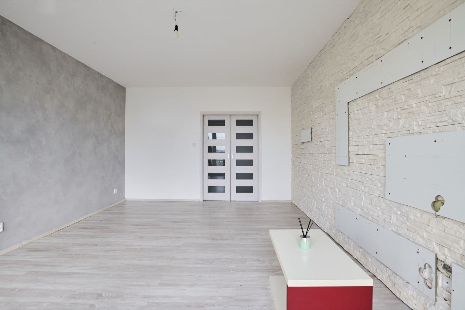 Prenájom bytu 3-izbový 95 m², Hyacintová, Praha, Praha Prenájom bytu 3-izbový 95 m², Hyacintová, Praha, Praha