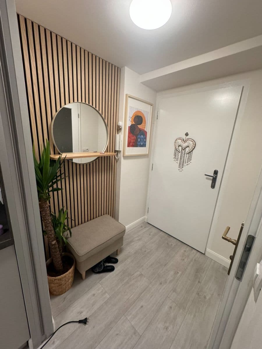 Prenájom bytu 2-izbový 60 m², Dělnická, Praha, Praha Prenájom bytu 2-izbový 60 m², Dělnická, Praha, Praha