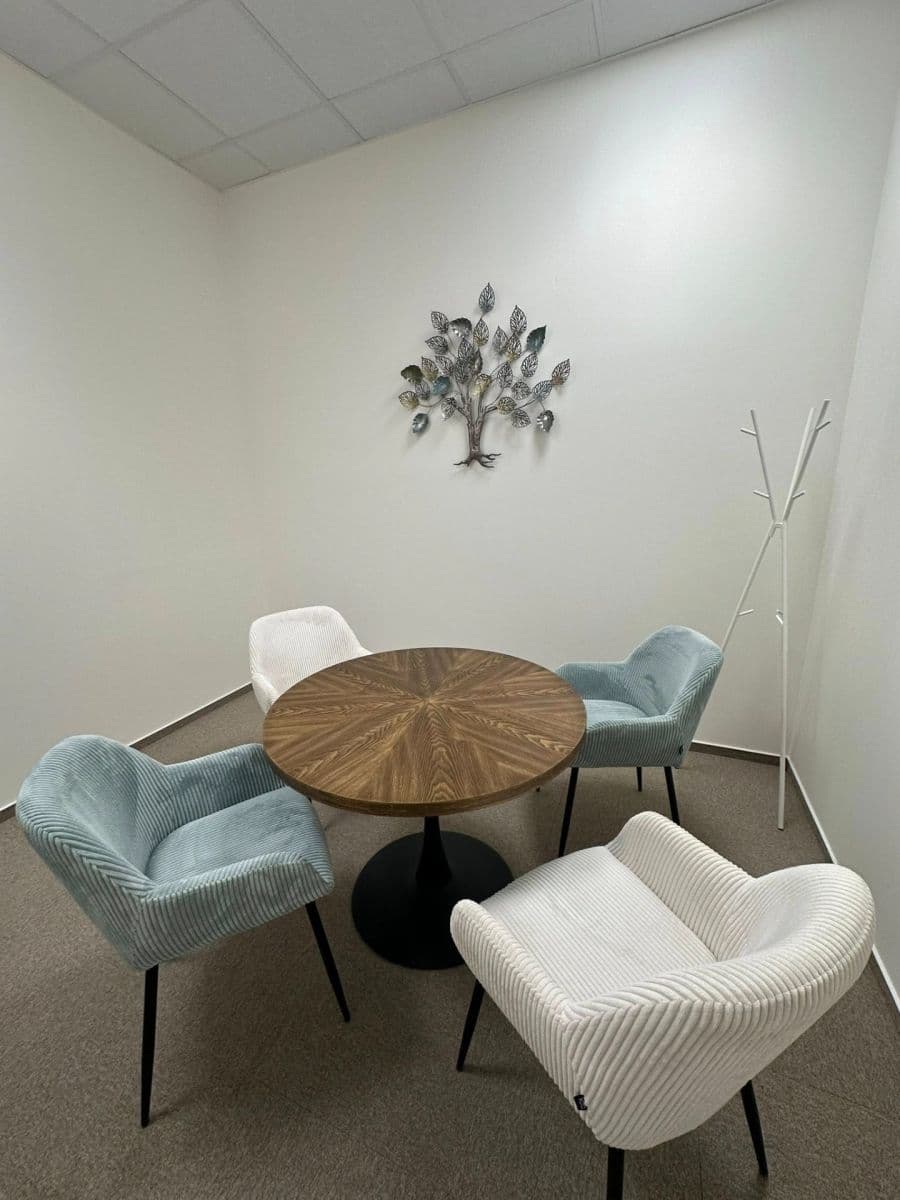 Prenájom kancelárie 35 m², Strakonická, Praha, Praha Prenájom kancelárie 35 m², Strakonická, Praha, Praha