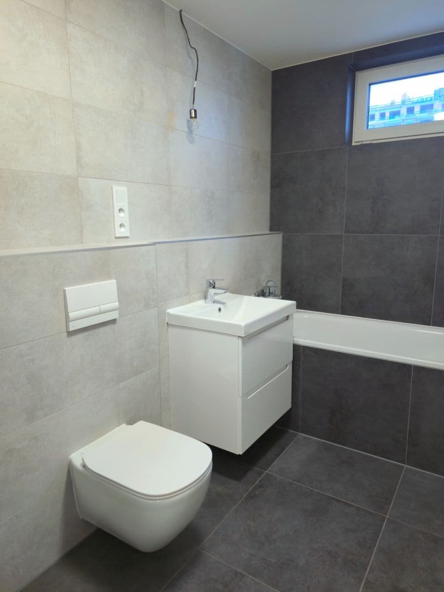 Prenájom bytu 2-izbový 45 m², Františka Štěpánka, Praha, Praha Prenájom bytu 2-izbový 45 m², Františka Štěpánka, Praha, Praha