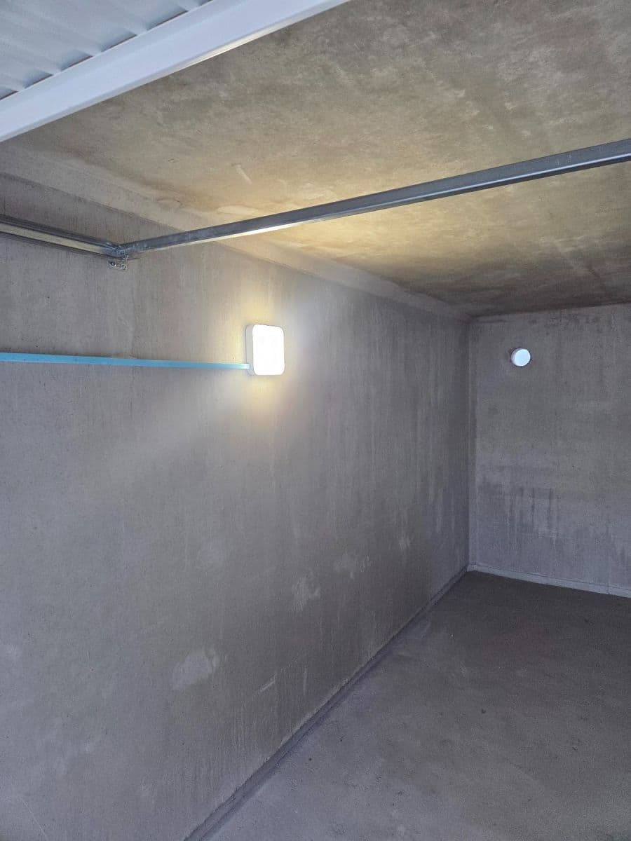 Prenájom garáže 19 m², J. B. Pecky, Prostějov, Olomoucký kraj Prenájom garáže 19 m², J. B. Pecky, Prostějov, Olomoucký kraj