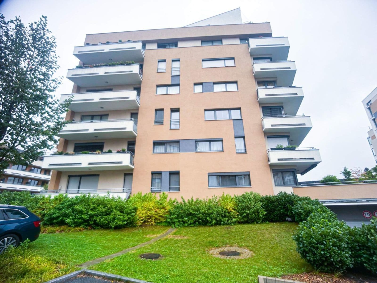 Prenájom bytu 2-izbový 56 m², Kramperova, Praha, Praha Prenájom bytu 2-izbový 56 m², Kramperova, Praha, Praha