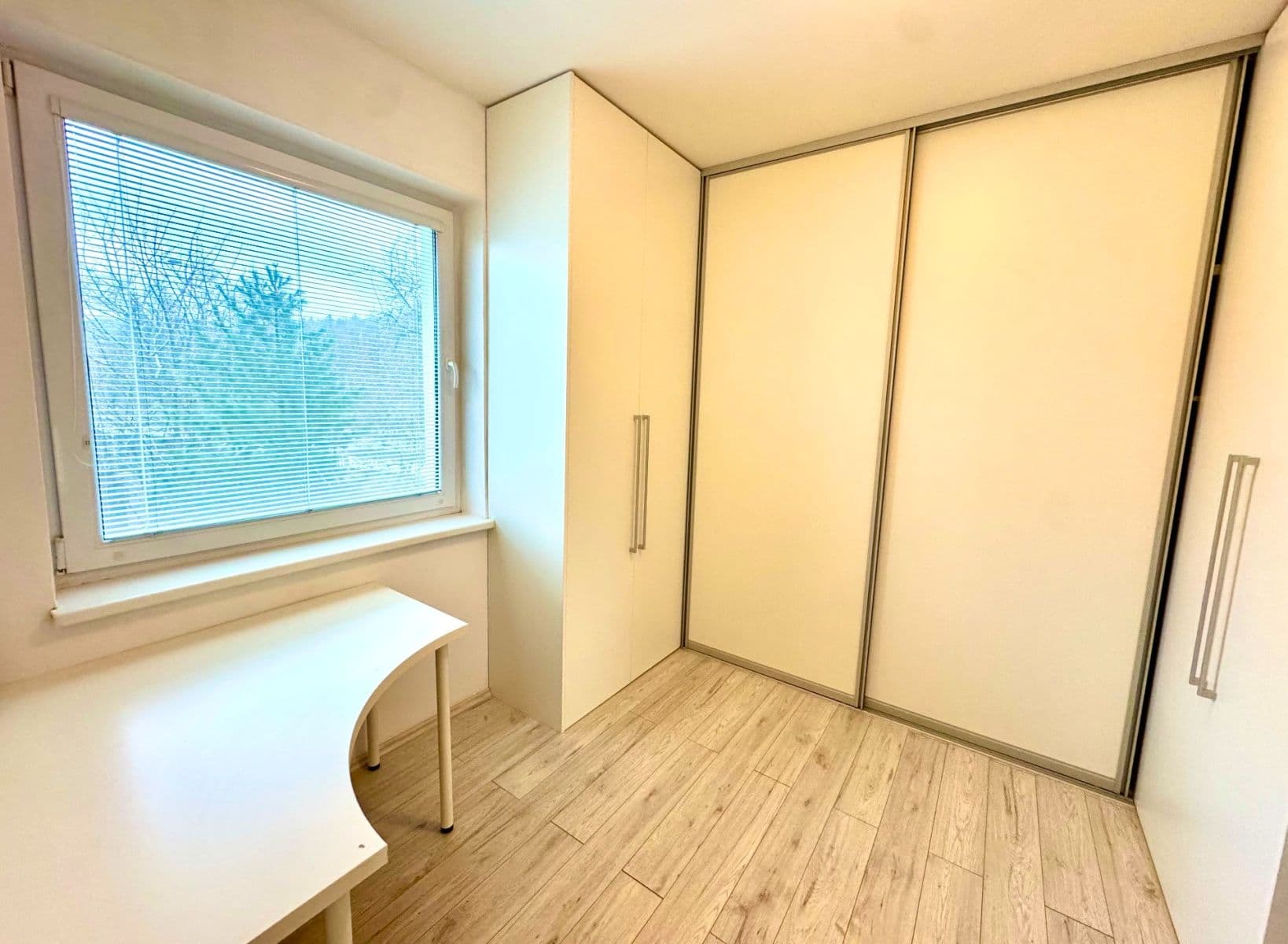 Prenájom bytu 3-izbový 71 m², Nové Mesto, Bratislavský kraj Prenájom bytu 3-izbový 71 m², Nové Mesto, Bratislavský kraj