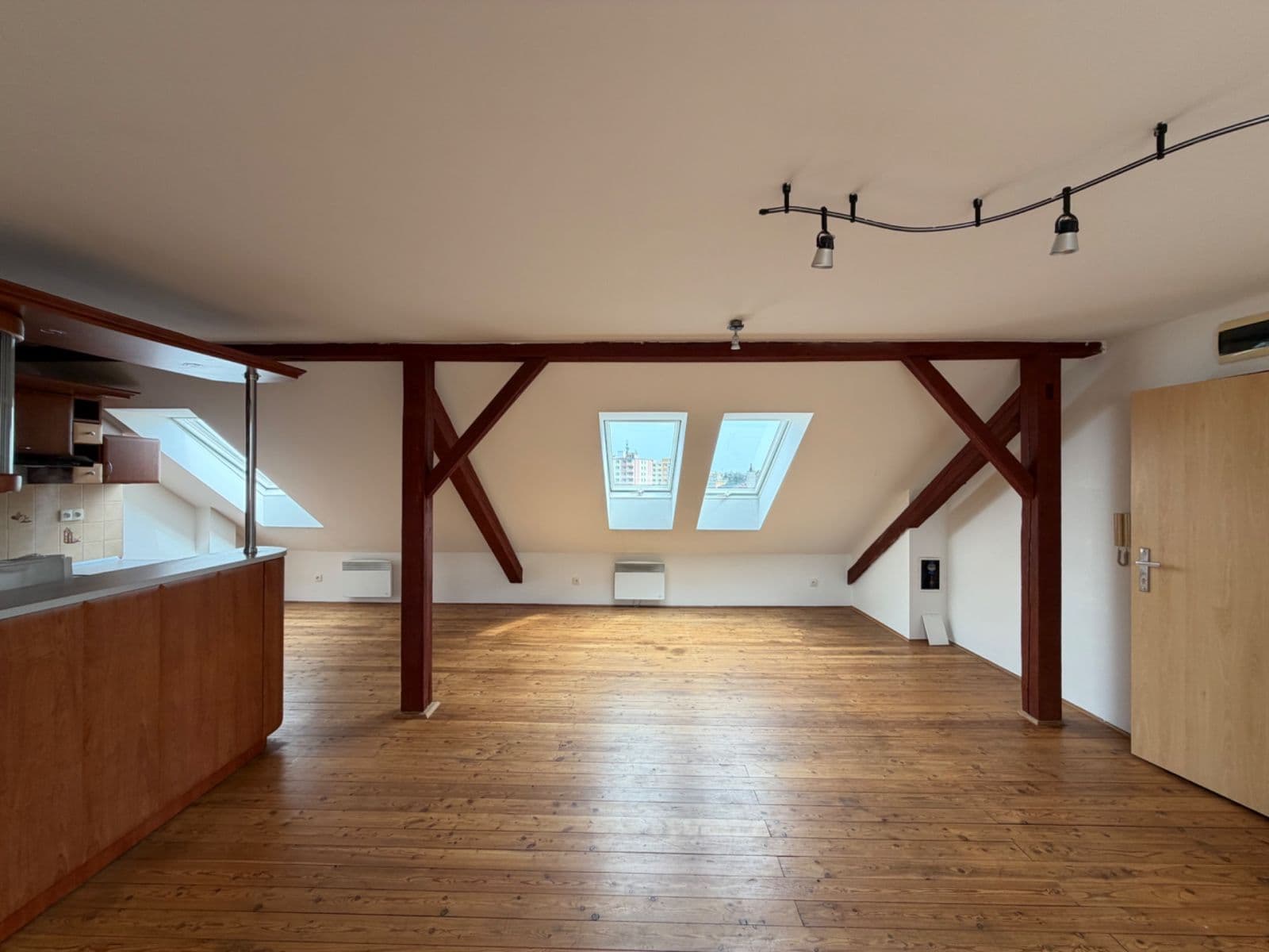 Prenájom nebytového priestoru 72 m², Dvořákova, Vyškov, Jihomoravský kraj Prenájom nebytového priestoru 72 m², Dvořákova, Vyškov, Jihomoravský kraj