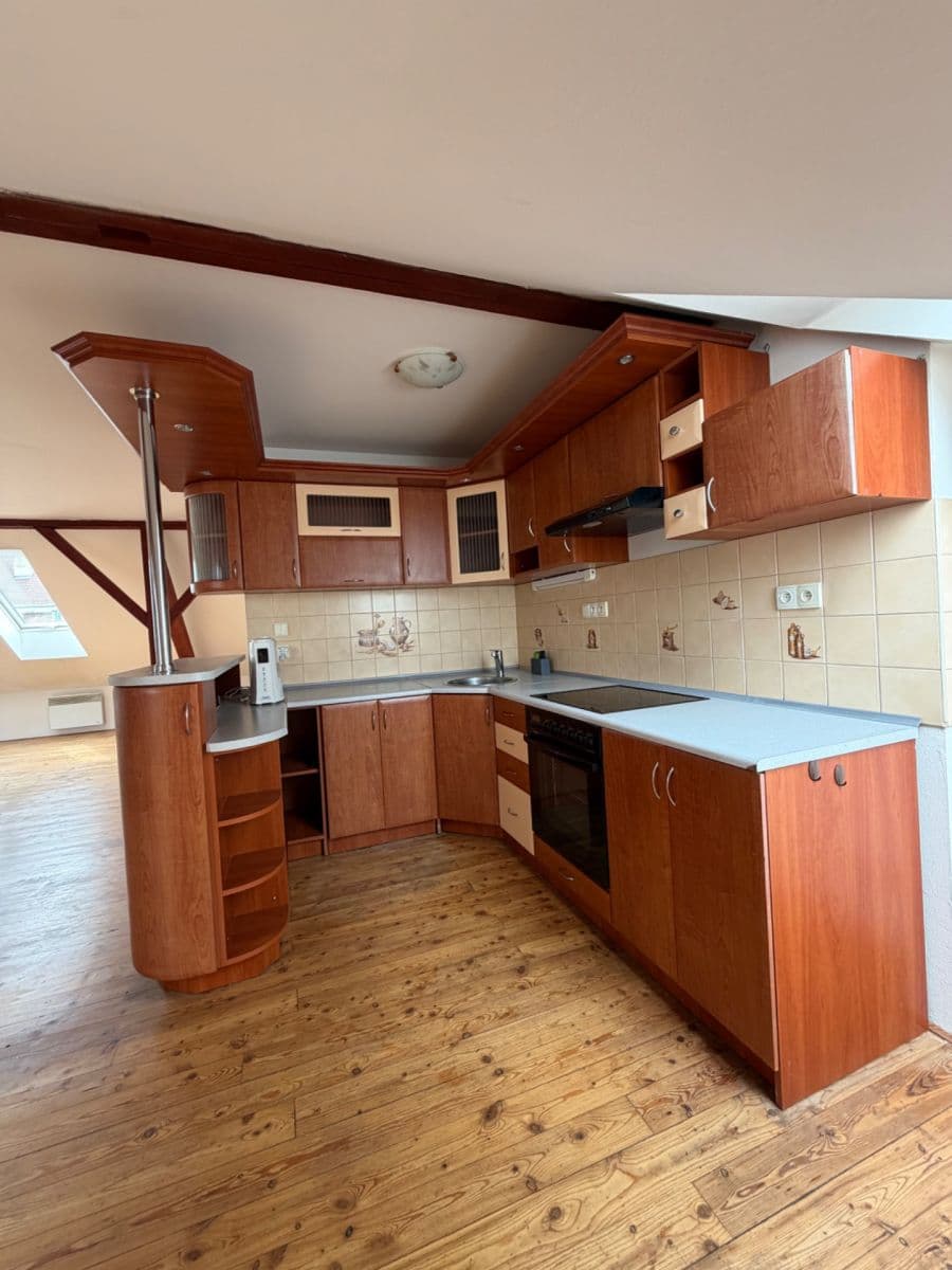 Prenájom nebytového priestoru 72 m², Dvořákova, Vyškov, Jihomoravský kraj Prenájom nebytového priestoru 72 m², Dvořákova, Vyškov, Jihomoravský kraj