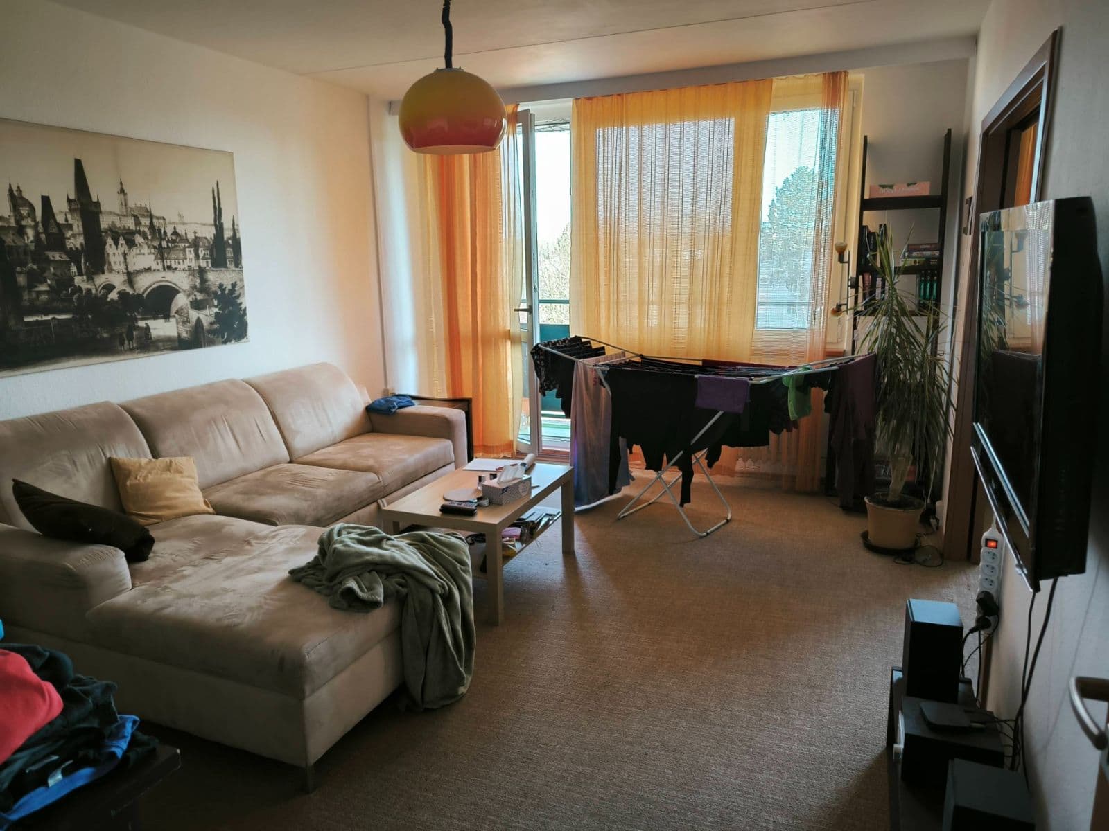 Prenájom bytu 4-izbový 100 m², Navigátorů, Praha, Praha Prenájom bytu 4-izbový 100 m², Navigátorů, Praha, Praha