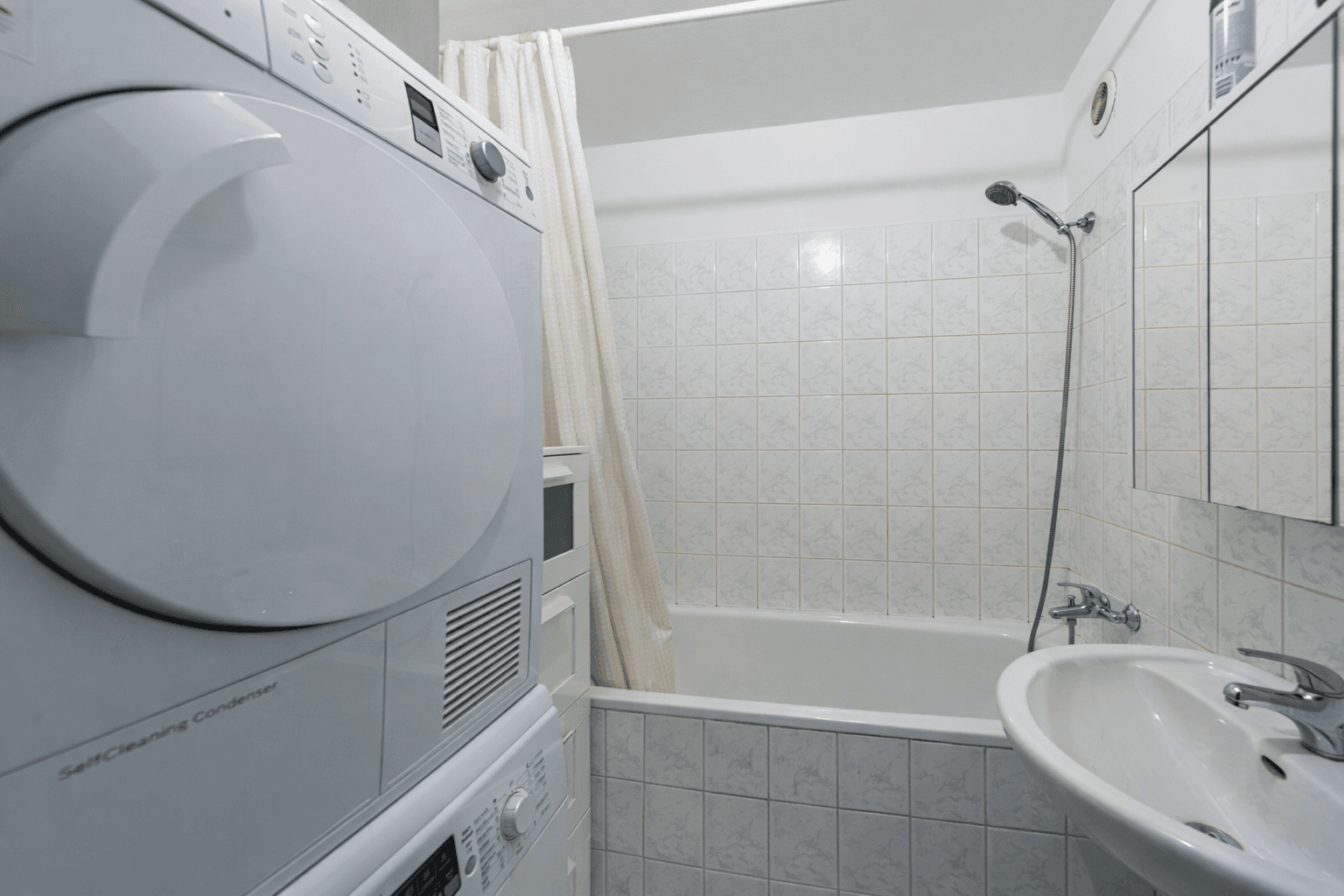 Predaj bytu 5-izbový 123 m², U Botiče, Praha, Praha Predaj bytu 5-izbový 123 m², U Botiče, Praha, Praha