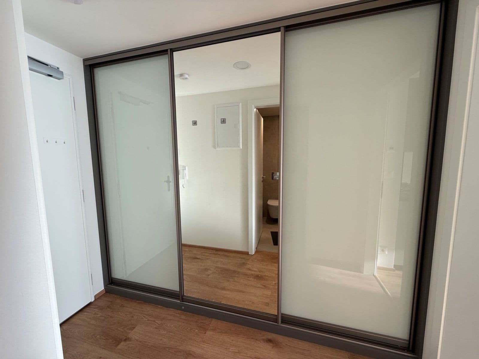 Prenájom bytu 1-izbový 37 m², Poděbradská, Praha, Praha Prenájom bytu 1-izbový 37 m², Poděbradská, Praha, Praha