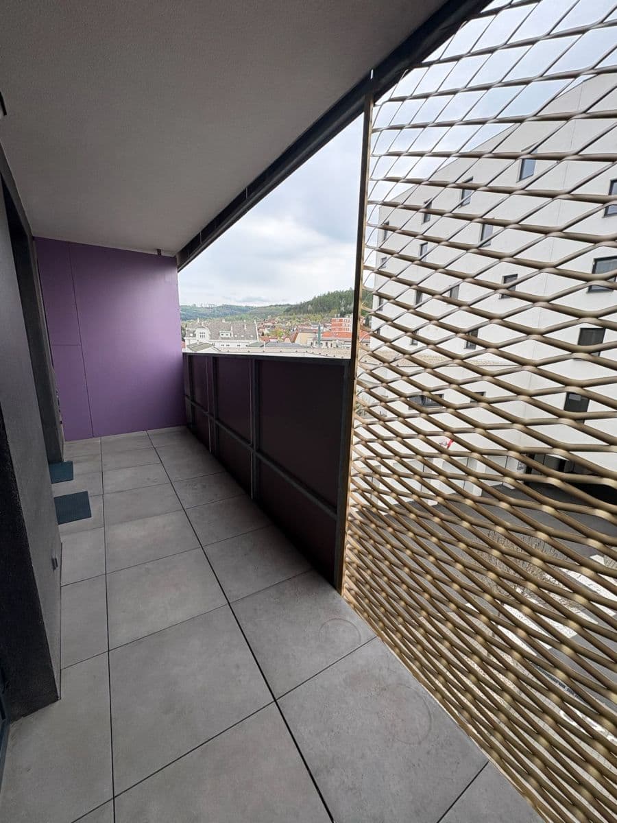 Prenájom bytu 2-izbový 43 m², Zlín, Zlínský kraj Prenájom bytu 2-izbový 43 m², Zlín, Zlínský kraj