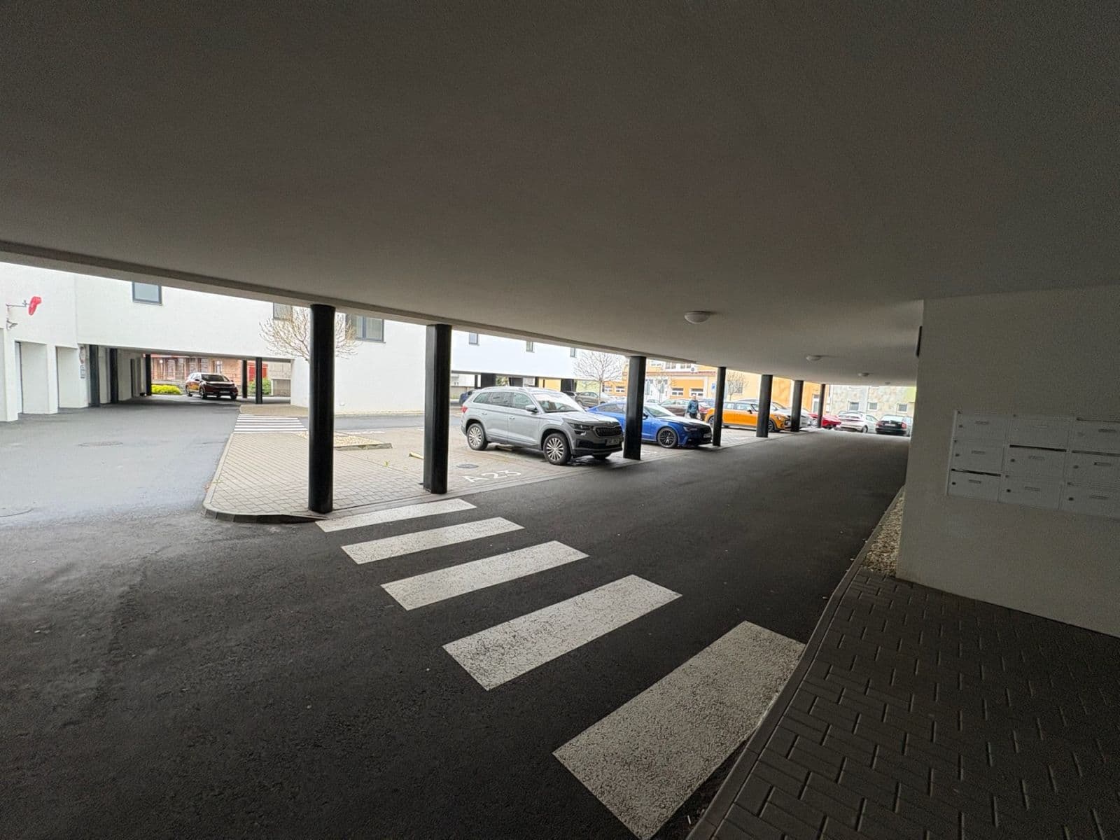 Prenájom bytu 2-izbový 43 m², Zlín, Zlínský kraj Prenájom bytu 2-izbový 43 m², Zlín, Zlínský kraj