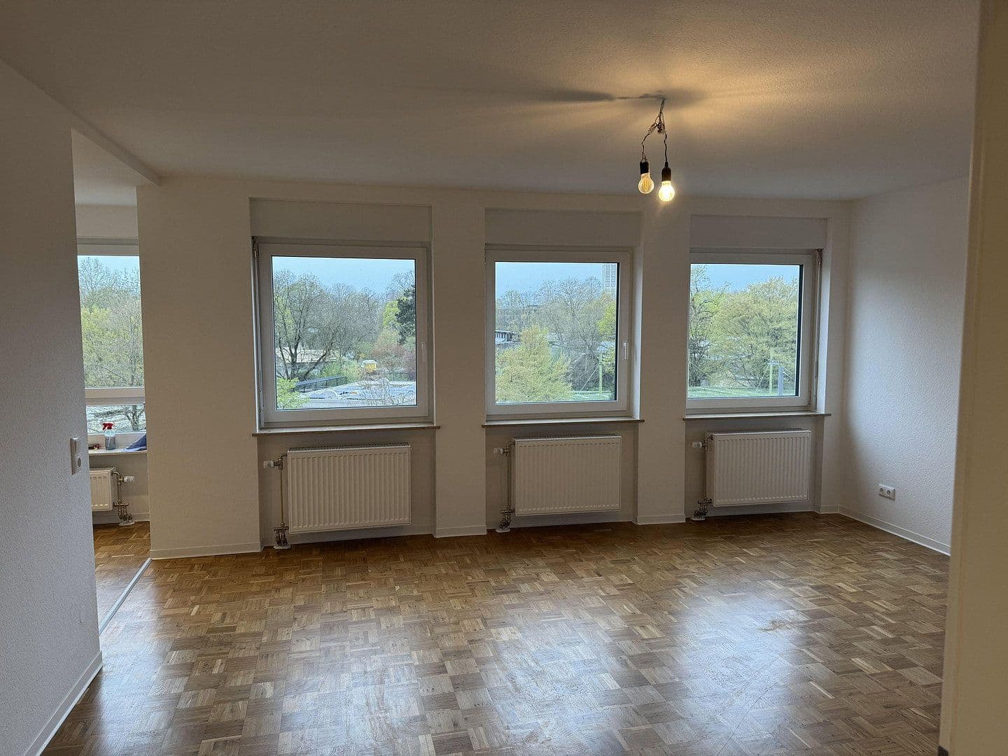 Prenájom bytu 3-izbový 86 m², Ettlinger Str. 31, Karlsruhe, Bádensko-Wurttembersko Prenájom bytu 3-izbový 86 m², Ettlinger Str. 31, Karlsruhe, Bádensko-Wurttembersko