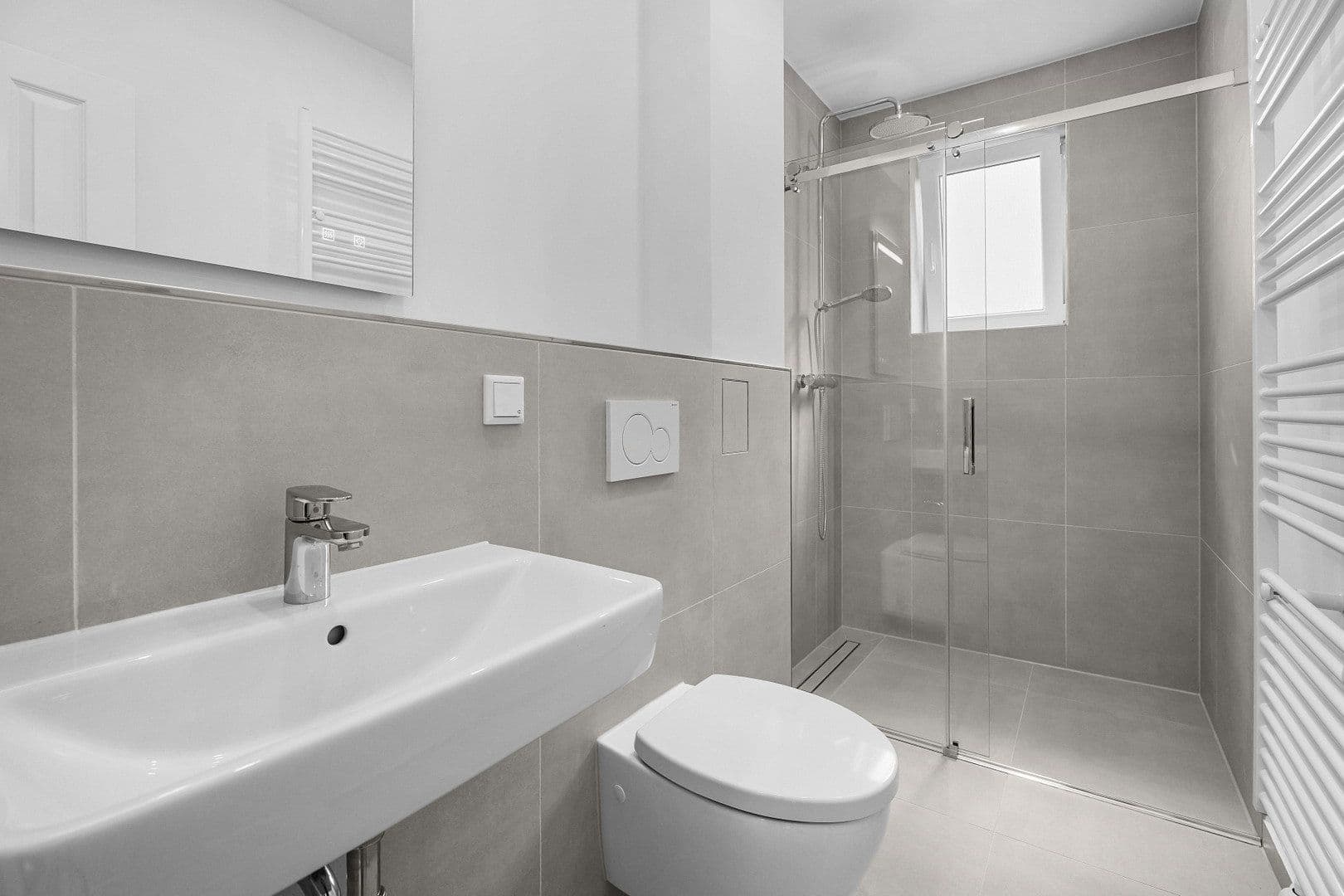 Prenájom bytu 3-izbový 64 m², Bremen, Brémy Prenájom bytu 3-izbový 64 m², Bremen, Brémy