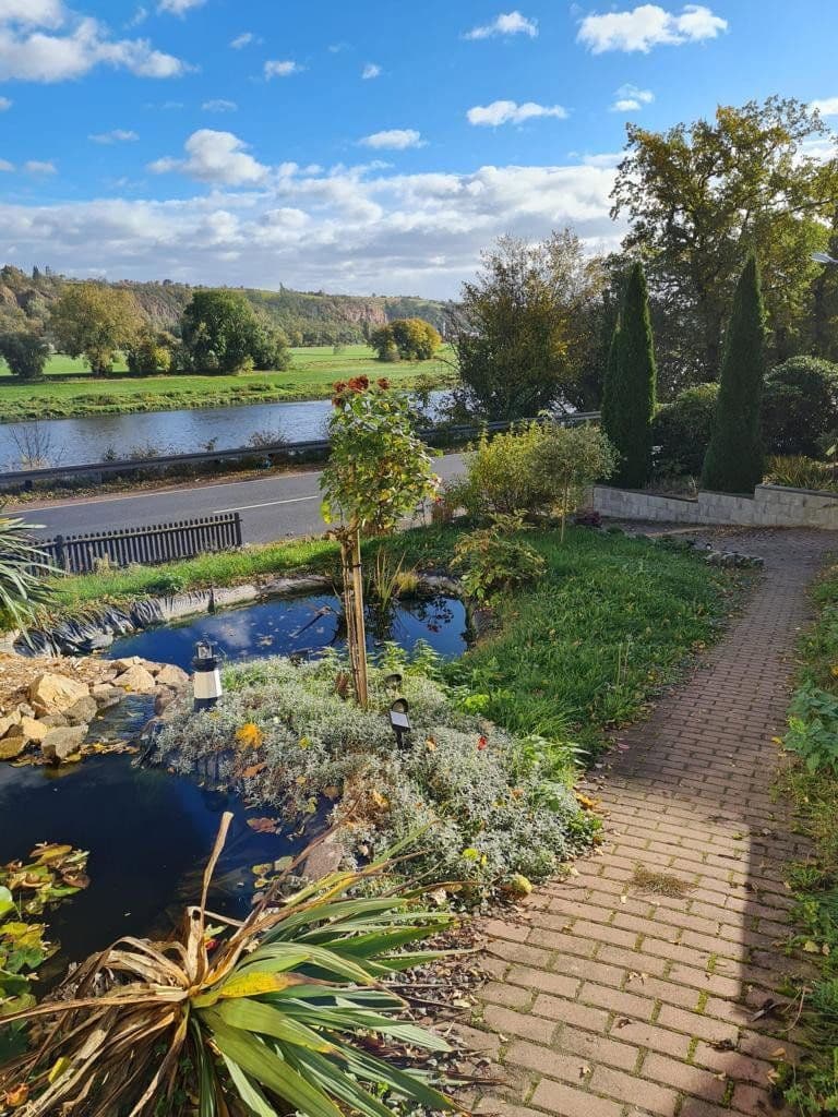 Prenájom bytu 2-izbový 65 m², Meißner Straße 13, Diera-Zehren, Sasko Prenájom bytu 2-izbový 65 m², Meißner Straße 13, Diera-Zehren, Sasko