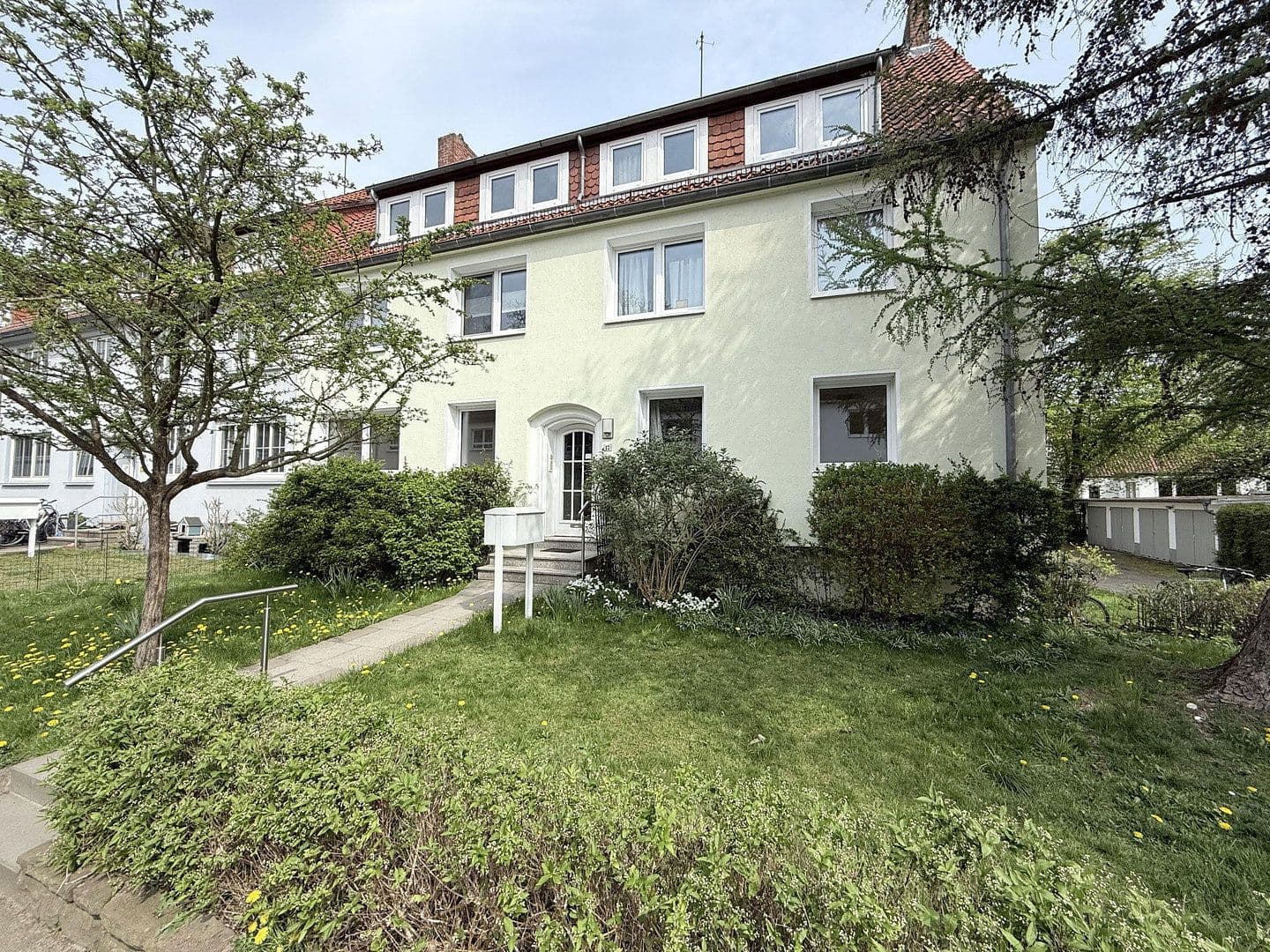 Prenájom bytu 3-izbový 55 m², Senator-Fritze-Straße 17, Bremen, Brémy Prenájom bytu 3-izbový 55 m², Senator-Fritze-Straße 17, Bremen, Brémy