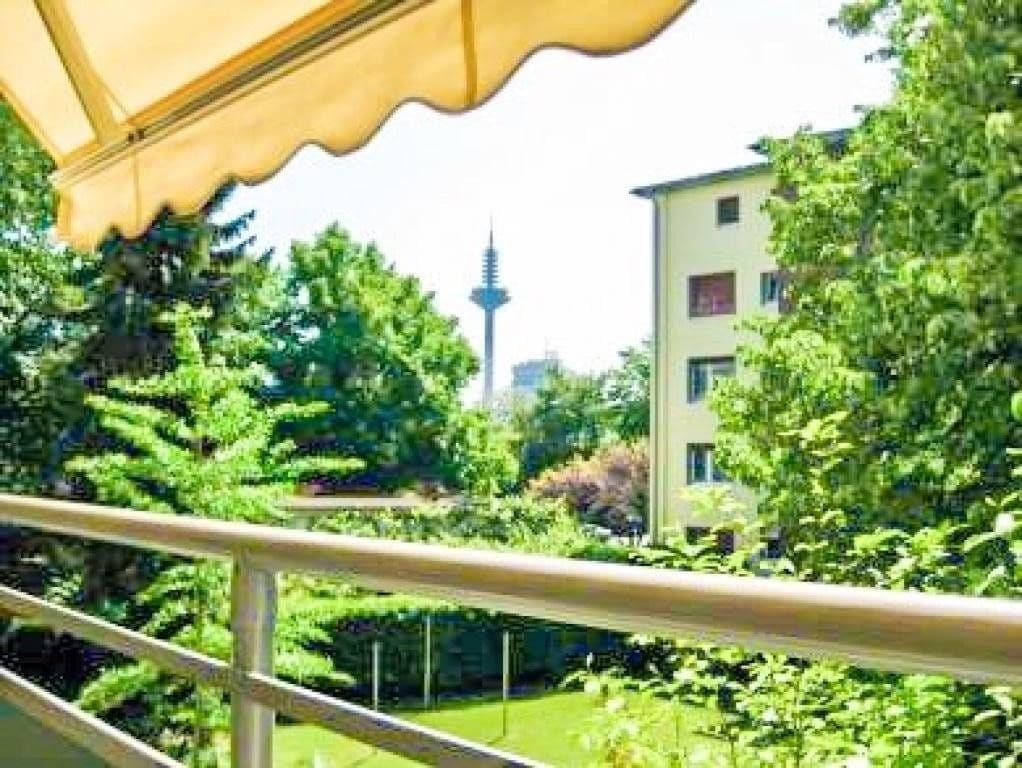 Predaj bytu 3-izbový 90 m², Huegelstr. 166, Frankfurt, Hesensko Predaj bytu 3-izbový 90 m², Huegelstr. 166, Frankfurt, Hesensko