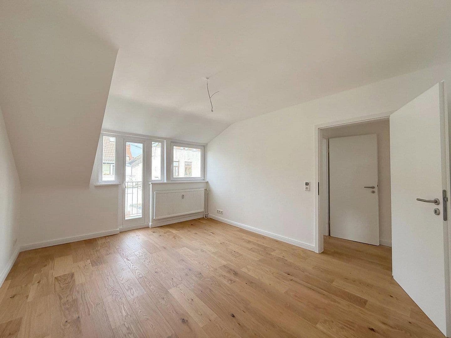 Prenájom bytu 2-izbový 38 m², Mittelstr. 7, Bremen, Brémy Prenájom bytu 2-izbový 38 m², Mittelstr. 7, Bremen, Brémy