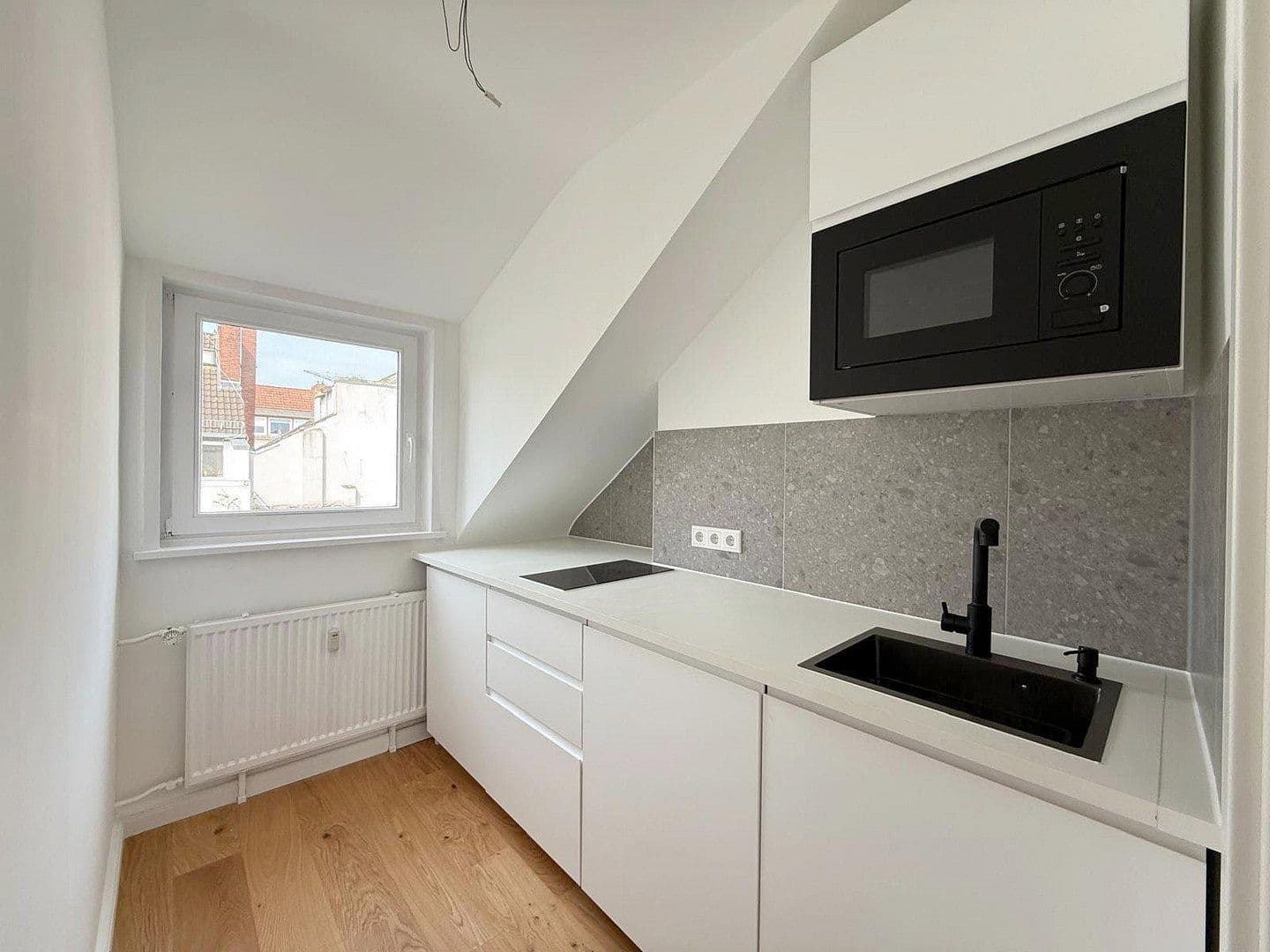 Prenájom bytu 2-izbový 38 m², Mittelstr. 7, Bremen, Brémy Prenájom bytu 2-izbový 38 m², Mittelstr. 7, Bremen, Brémy