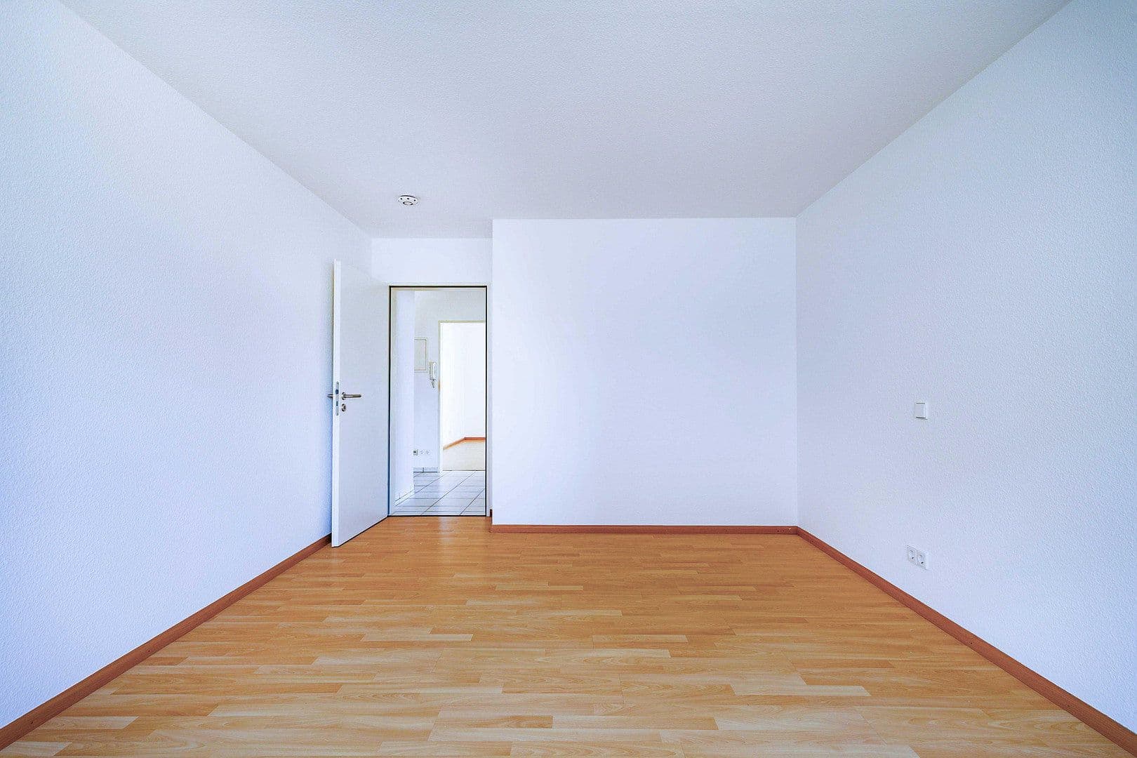 Predaj bytu 2-izbový 56 m², March, Bádensko-Wurttembersko Predaj bytu 2-izbový 56 m², March, Bádensko-Wurttembersko
