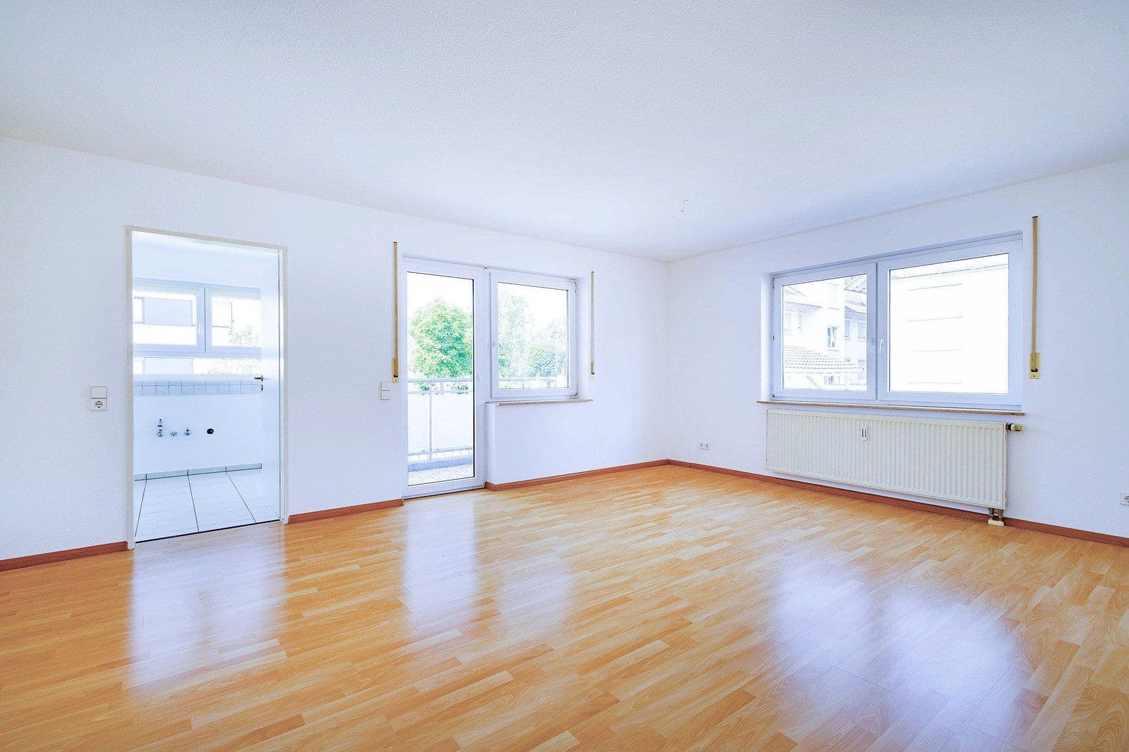 Predaj bytu 2-izbový 56 m², March, Bádensko-Wurttembersko Predaj bytu 2-izbový 56 m², March, Bádensko-Wurttembersko
