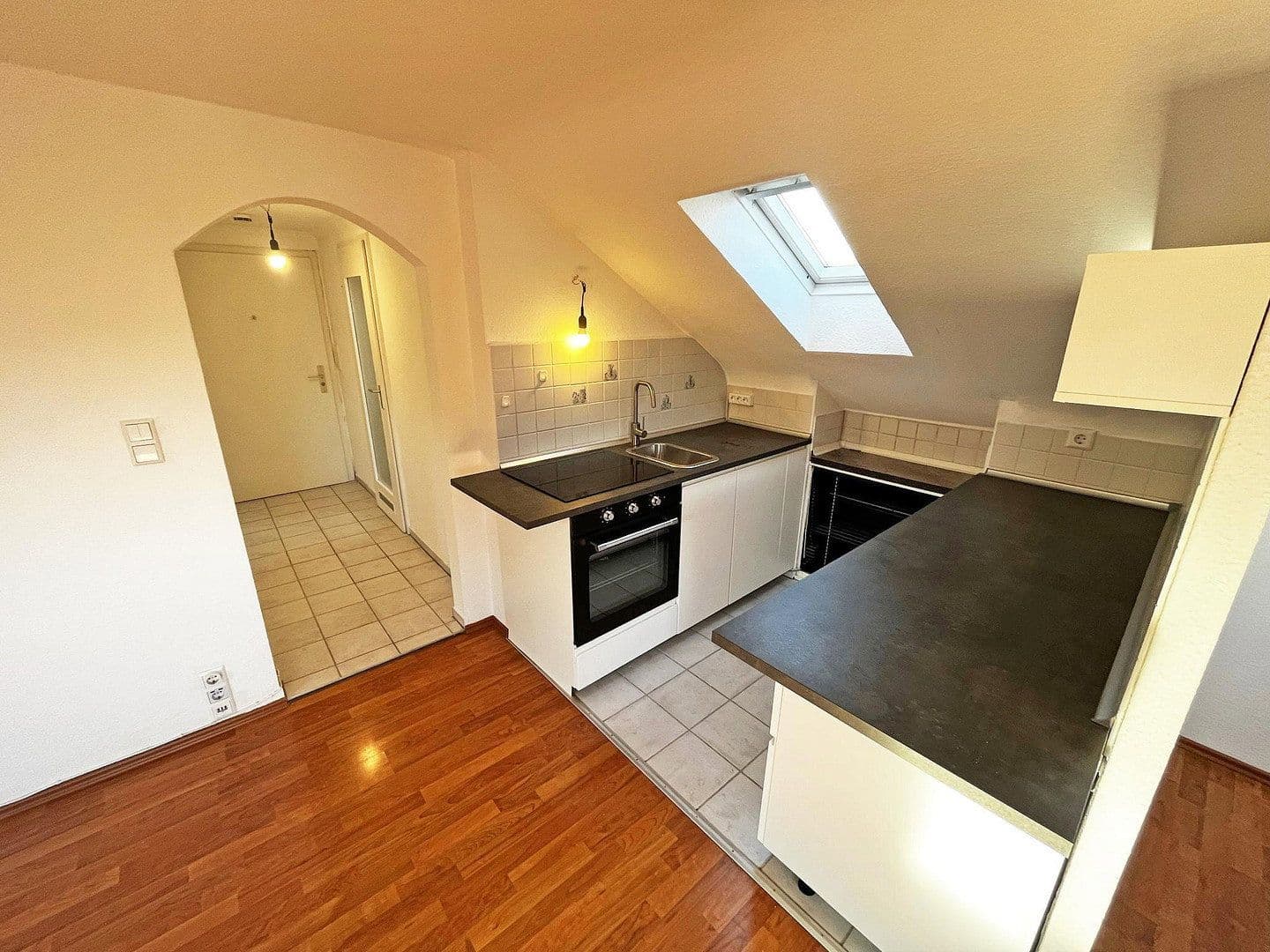 Prenájom bytu 1-izbový 39 m², Ostfildern, Bádensko-Wurttembersko Prenájom bytu 1-izbový 39 m², Ostfildern, Bádensko-Wurttembersko