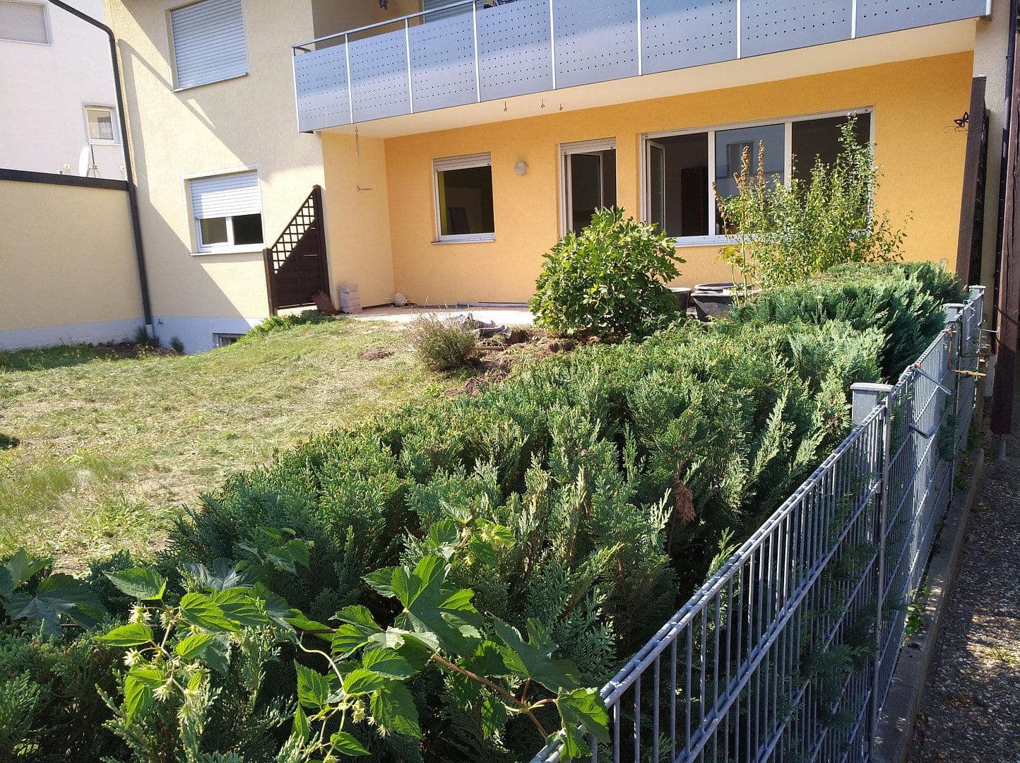 Prenájom bytu 4-izbový 110 m², Franzensbader Str. 70, Höchstadt an der Aisch, Bavorsko Prenájom bytu 4-izbový 110 m², Franzensbader Str. 70, Höchstadt an der Aisch, Bavorsko