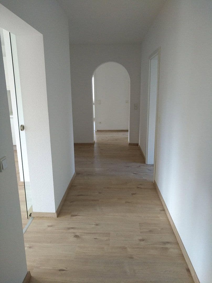 Prenájom bytu 4-izbový 110 m², Franzensbader Str. 70, Höchstadt an der Aisch, Bavorsko Prenájom bytu 4-izbový 110 m², Franzensbader Str. 70, Höchstadt an der Aisch, Bavorsko