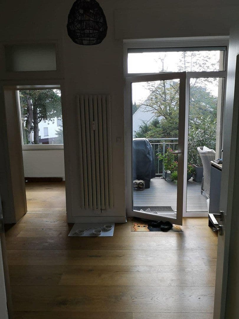 Predaj domu 320 m², pozemek 994 m², Mülheim, Severné Porýnie - Westfálsko Predaj domu 320 m², pozemek 994 m², Mülheim, Severné Porýnie - Westfálsko