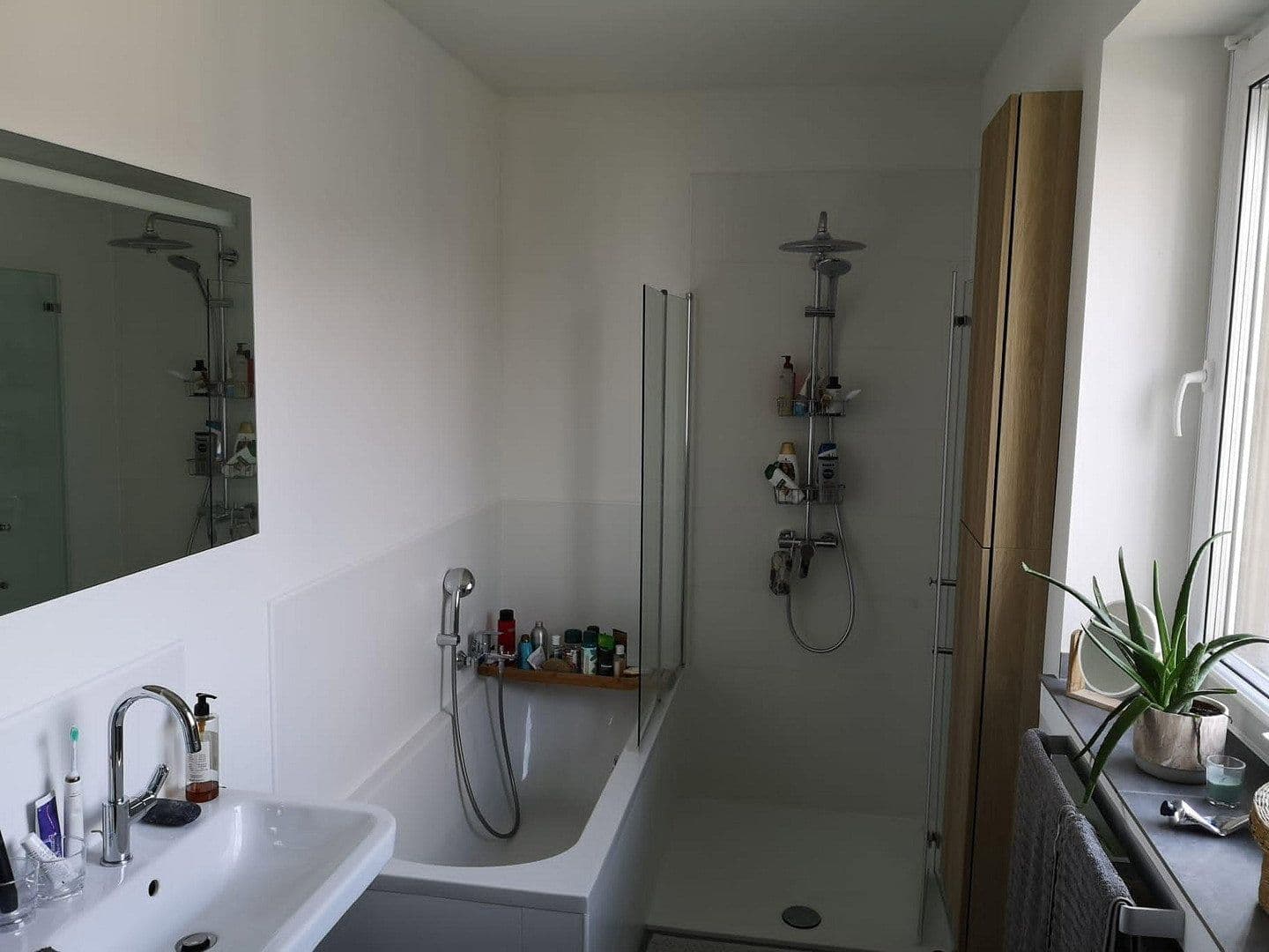 Predaj domu 320 m², pozemek 994 m², Mülheim, Severné Porýnie - Westfálsko Predaj domu 320 m², pozemek 994 m², Mülheim, Severné Porýnie - Westfálsko