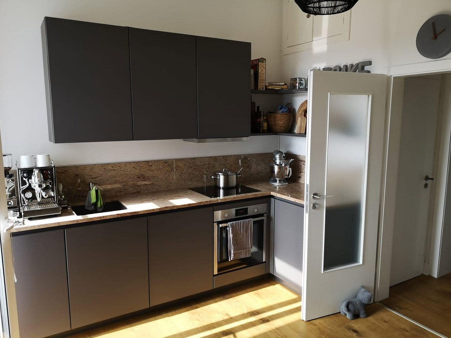 Predaj domu 320 m², pozemek 994 m², Mülheim, Severné Porýnie - Westfálsko Predaj domu 320 m², pozemek 994 m², Mülheim, Severné Porýnie - Westfálsko