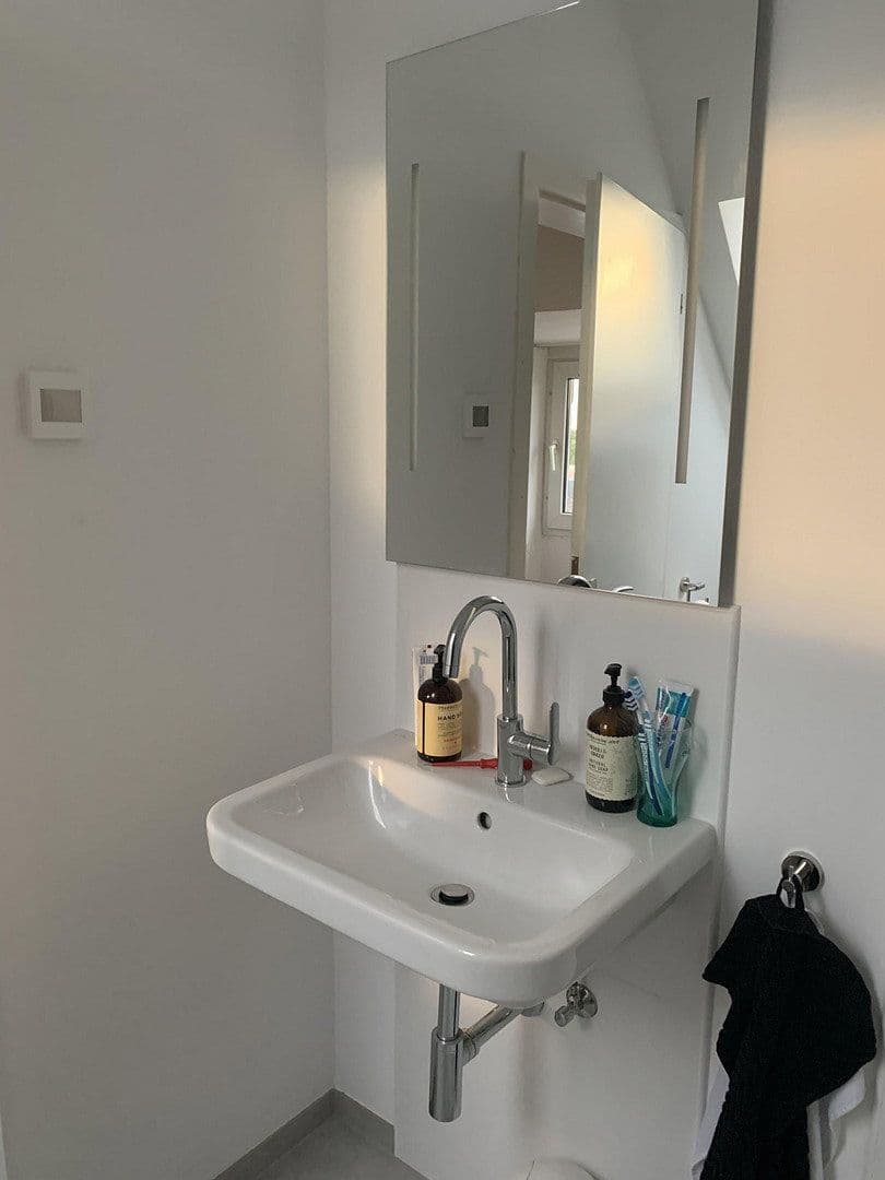 Predaj domu 320 m², pozemek 994 m², Mülheim, Severné Porýnie - Westfálsko Predaj domu 320 m², pozemek 994 m², Mülheim, Severné Porýnie - Westfálsko