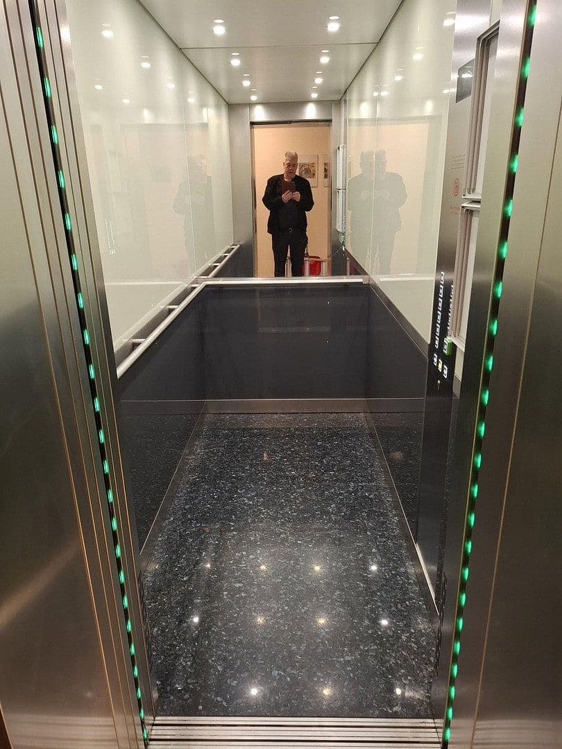 Predaj bytu 2-izbový 54 m², Geisinger Steig 11, Fürstenfeldbruck, Bavorsko Predaj bytu 2-izbový 54 m², Geisinger Steig 11, Fürstenfeldbruck, Bavorsko