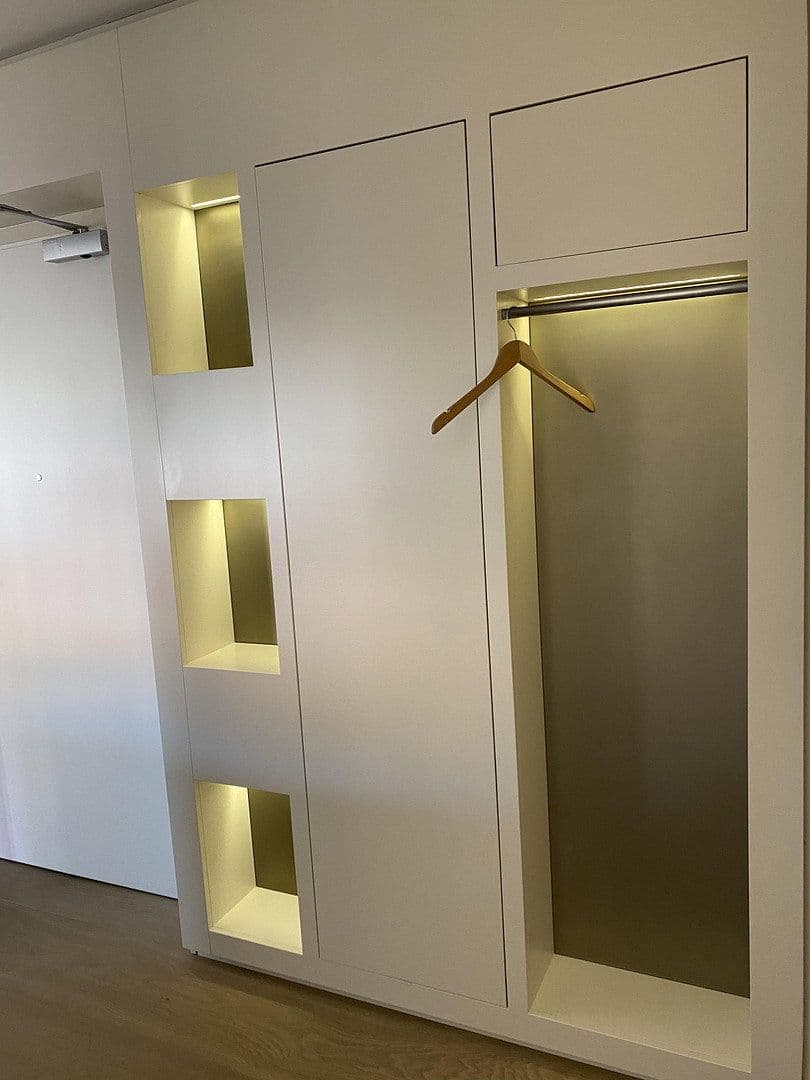 Prenájom bytu 2-izbový 60 m², Adams-Lehmann-Strasse, München, Bavorsko Prenájom bytu 2-izbový 60 m², Adams-Lehmann-Strasse, München, Bavorsko