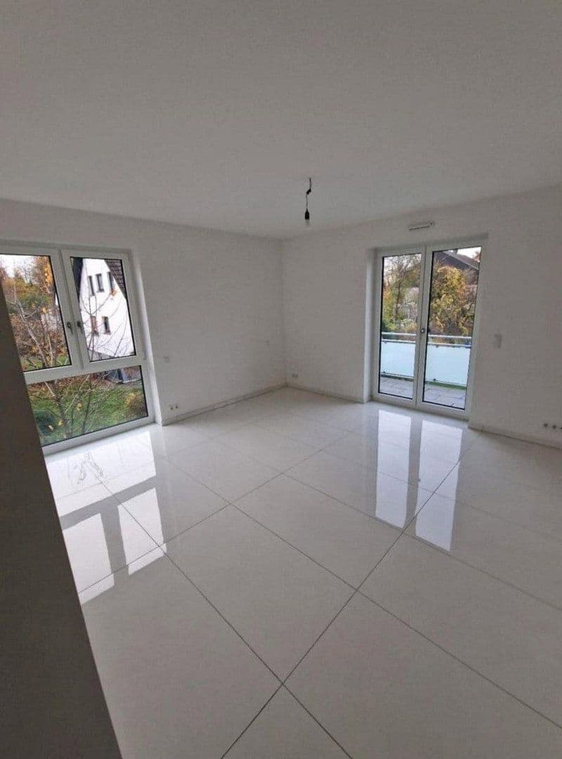 Prenájom domu 135 m², pozemek 350 m², Bergisch Gladbach, Severné Porýnie - Westfálsko Prenájom domu 135 m², pozemek 350 m², Bergisch Gladbach, Severné Porýnie - Westfálsko