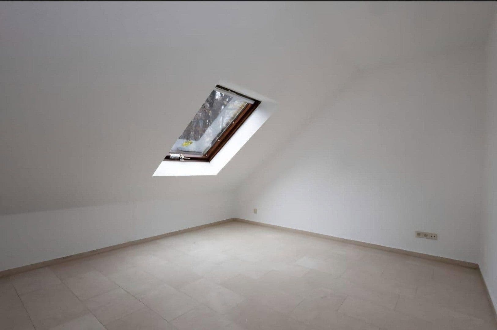 Prenájom domu 78 m², pozemek 350 m², Odenthal, Severné Porýnie - Westfálsko Prenájom domu 78 m², pozemek 350 m², Odenthal, Severné Porýnie - Westfálsko