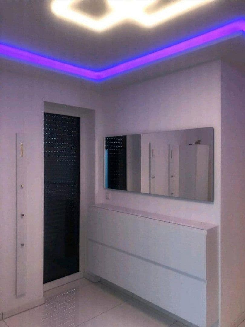 Prenájom domu 135 m², pozemek 350 m², Bergisch Gladbach, Severné Porýnie - Westfálsko Prenájom domu 135 m², pozemek 350 m², Bergisch Gladbach, Severné Porýnie - Westfálsko