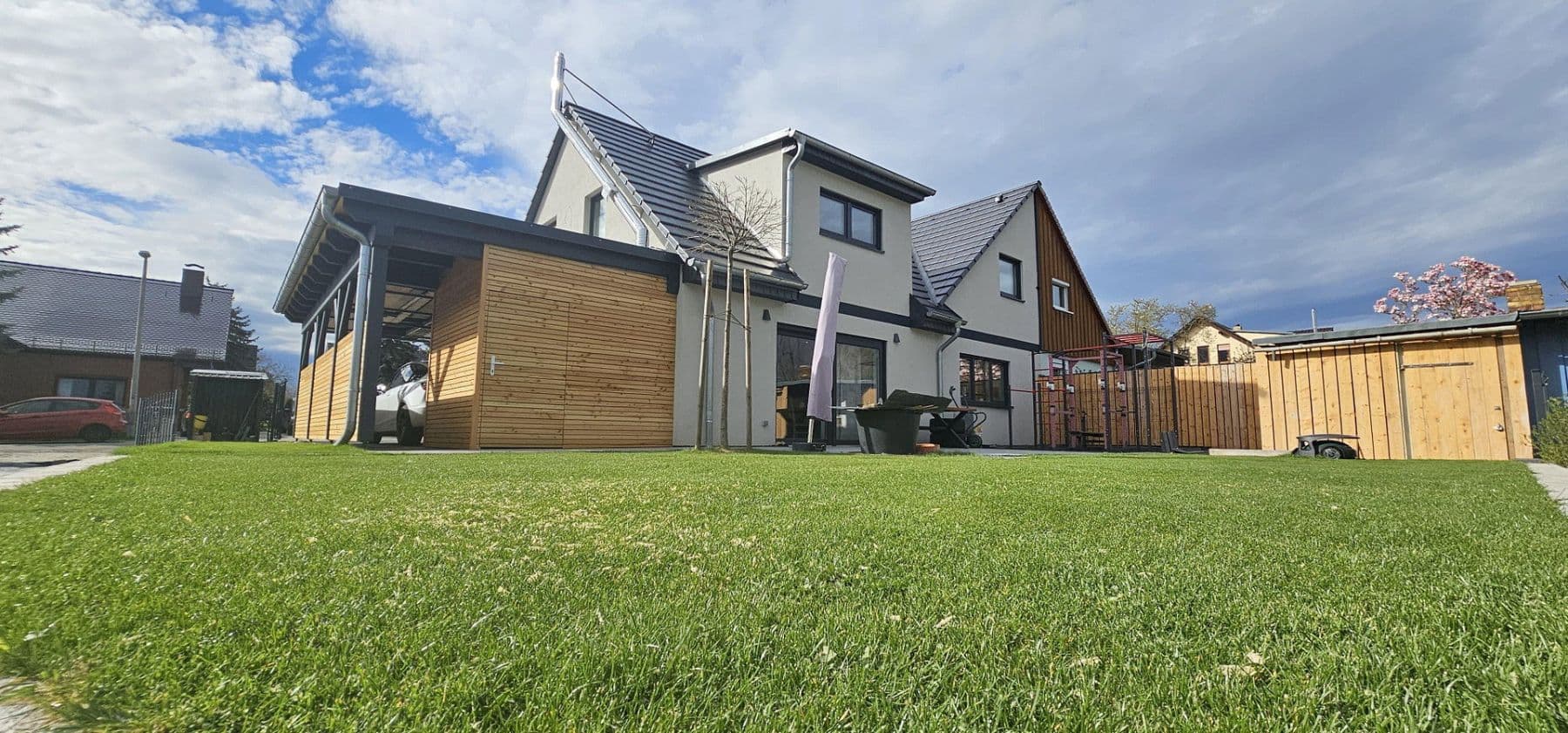 Prenájom domu 165 m², pozemek 375 m², Leipzig, Sasko Prenájom domu 165 m², pozemek 375 m², Leipzig, Sasko