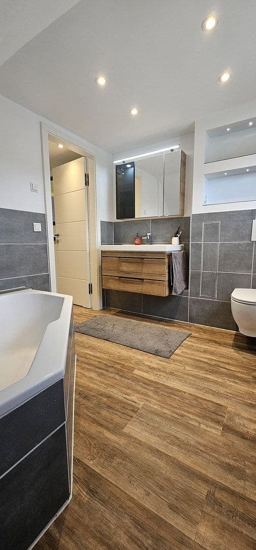 Prenájom domu 165 m², pozemek 375 m², Leipzig, Sasko Prenájom domu 165 m², pozemek 375 m², Leipzig, Sasko