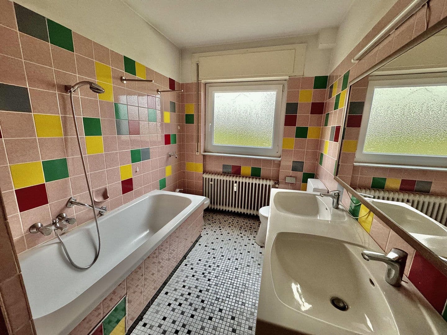 Predaj bytu 5-izbový 171 m², Sinzheim, Bádensko-Wurttembersko Predaj bytu 5-izbový 171 m², Sinzheim, Bádensko-Wurttembersko