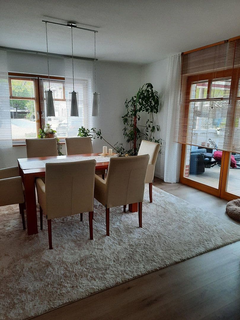 Predaj bytu 5-izbový 163 m², Nordhorn, Dolné Sasko Predaj bytu 5-izbový 163 m², Nordhorn, Dolné Sasko