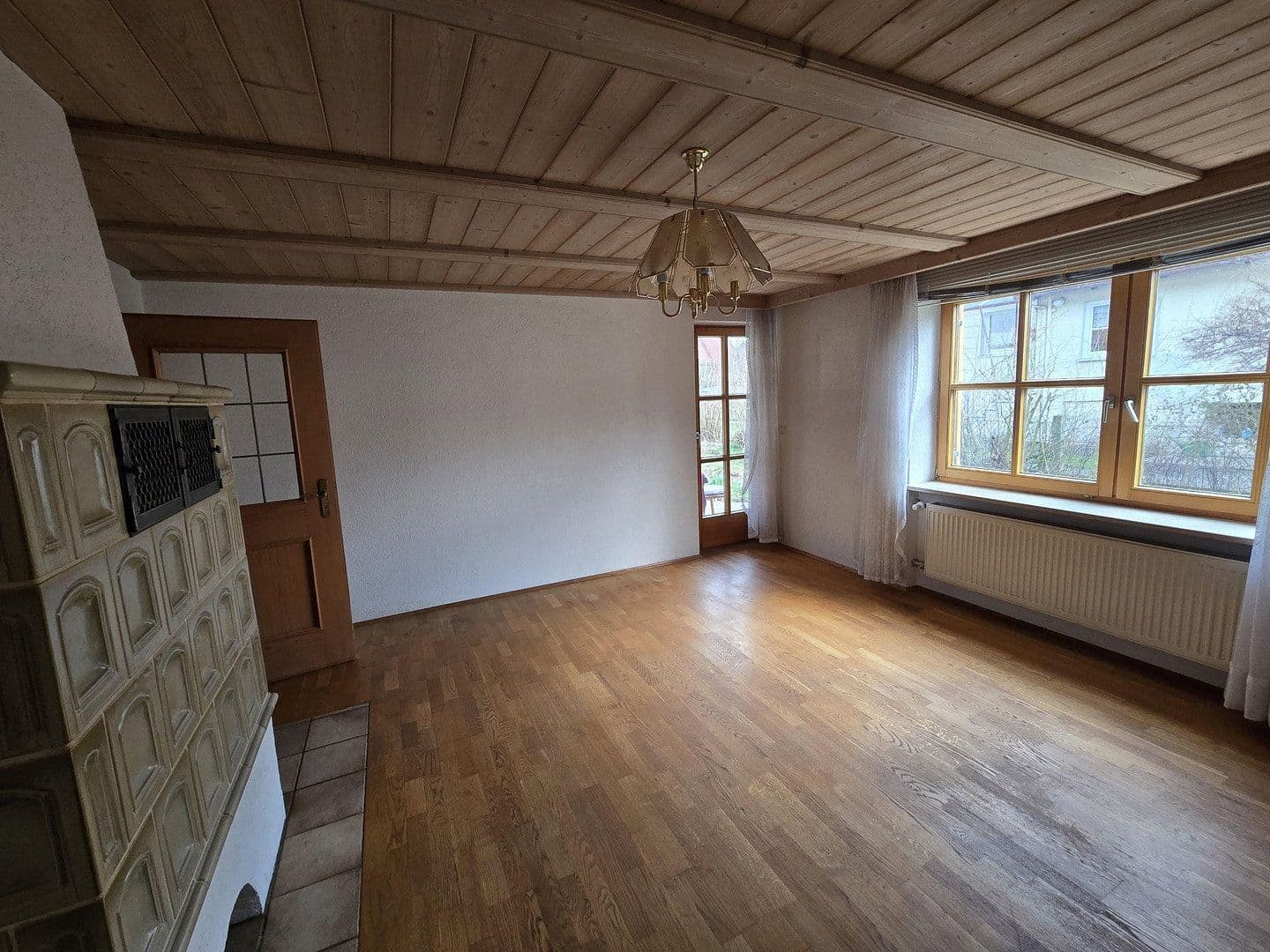 Predaj domu 210 m², pozemek 714 m², Taufkirchen (Vils), Bavorsko Predaj domu 210 m², pozemek 714 m², Taufkirchen (Vils), Bavorsko