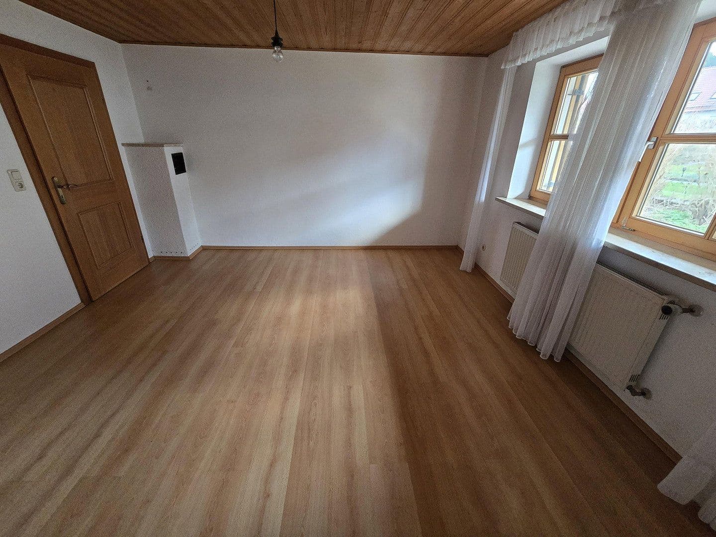 Predaj domu 210 m², pozemek 714 m², Taufkirchen (Vils), Bavorsko Predaj domu 210 m², pozemek 714 m², Taufkirchen (Vils), Bavorsko