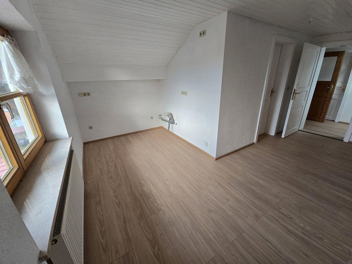 Predaj domu 210 m², pozemek 714 m², Taufkirchen (Vils), Bavorsko Predaj domu 210 m², pozemek 714 m², Taufkirchen (Vils), Bavorsko