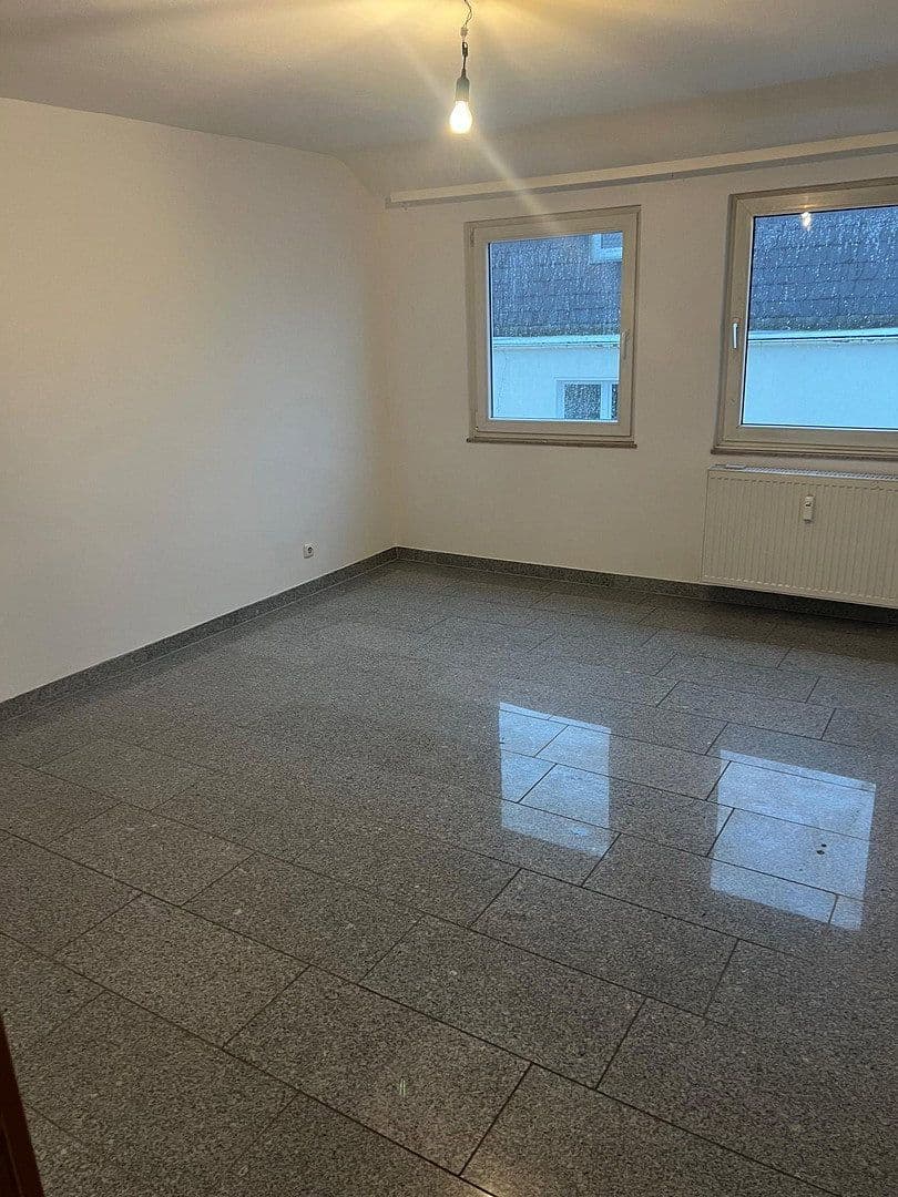 Prenájom bytu 2-izbový 47 m², Lüdenscheid, Severné Porýnie - Westfálsko Prenájom bytu 2-izbový 47 m², Lüdenscheid, Severné Porýnie - Westfálsko