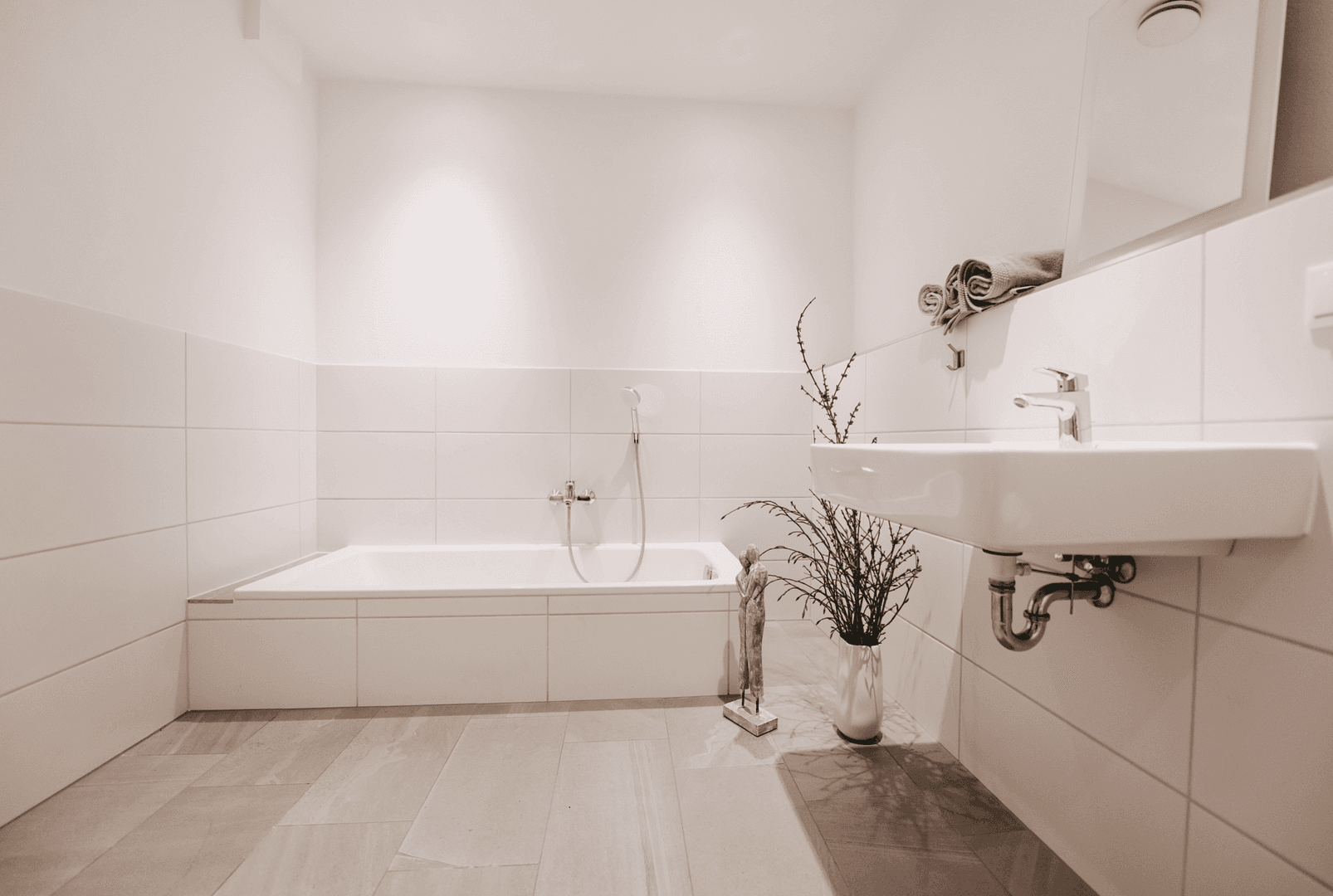 Prenájom bytu 3-izbový 103 m², Hansefelder Hof 1b, Hamberge, Šlezvicko-Holštajnsko Prenájom bytu 3-izbový 103 m², Hansefelder Hof 1b, Hamberge, Šlezvicko-Holštajnsko