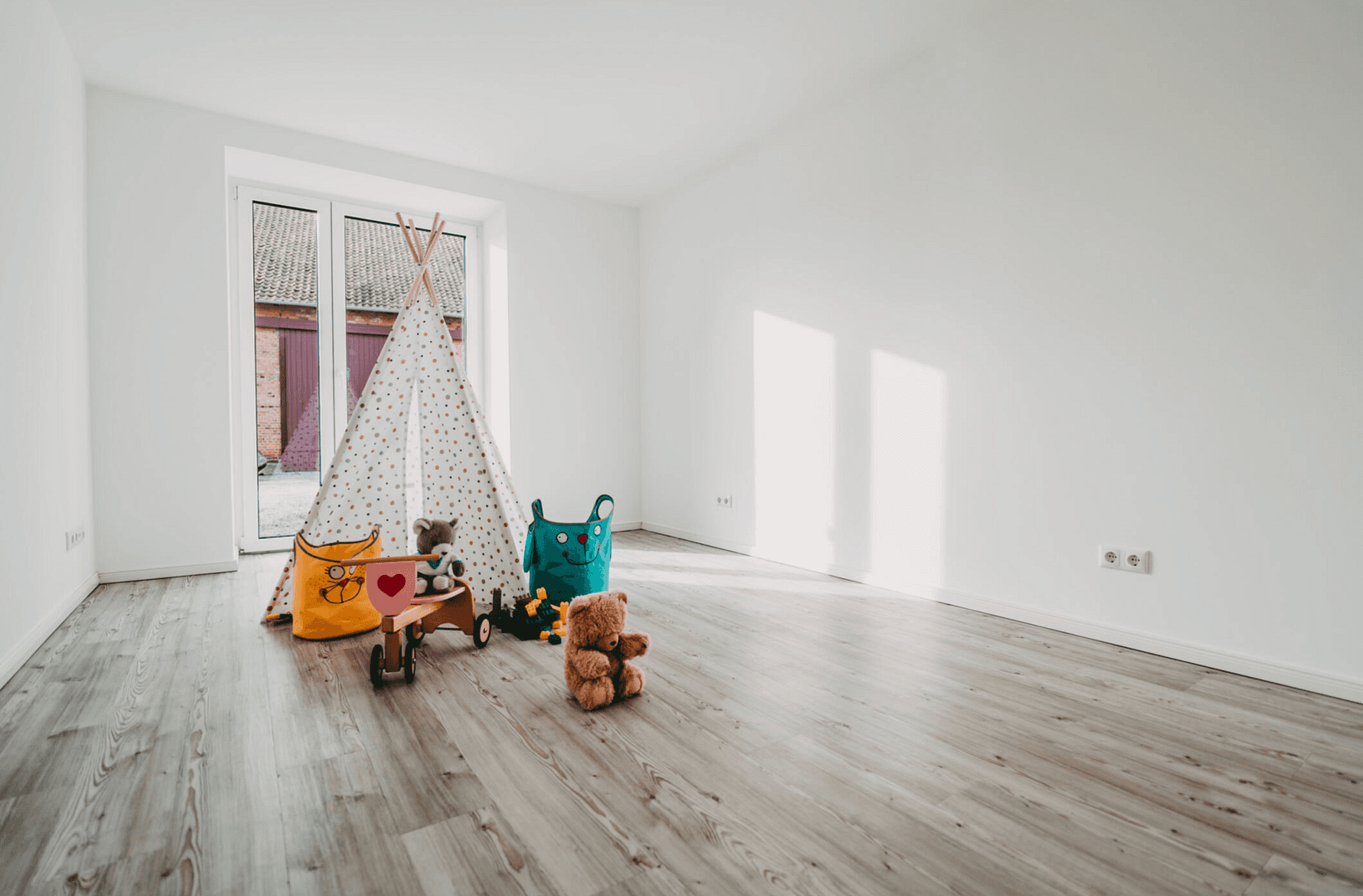 Prenájom bytu 3-izbový 103 m², Hansefelder Hof 1b, Hamberge, Šlezvicko-Holštajnsko Prenájom bytu 3-izbový 103 m², Hansefelder Hof 1b, Hamberge, Šlezvicko-Holštajnsko