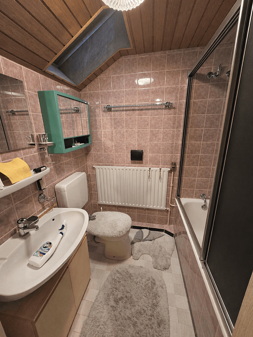 Predaj domu 124 m², pozemek 274 m², Villingen-Schwenningen, Bádensko-Wurttembersko Predaj domu 124 m², pozemek 274 m², Villingen-Schwenningen, Bádensko-Wurttembersko