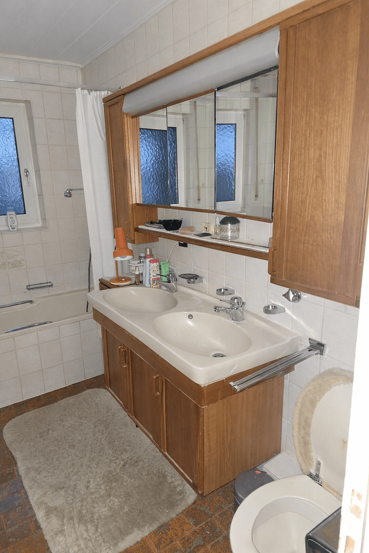 Predaj domu 124 m², pozemek 274 m², Villingen-Schwenningen, Bádensko-Wurttembersko Predaj domu 124 m², pozemek 274 m², Villingen-Schwenningen, Bádensko-Wurttembersko