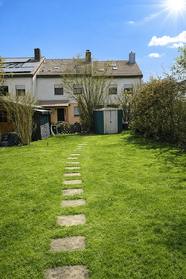 Predaj domu 124 m², pozemek 274 m², Villingen-Schwenningen, Bádensko-Wurttembersko Predaj domu 124 m², pozemek 274 m², Villingen-Schwenningen, Bádensko-Wurttembersko